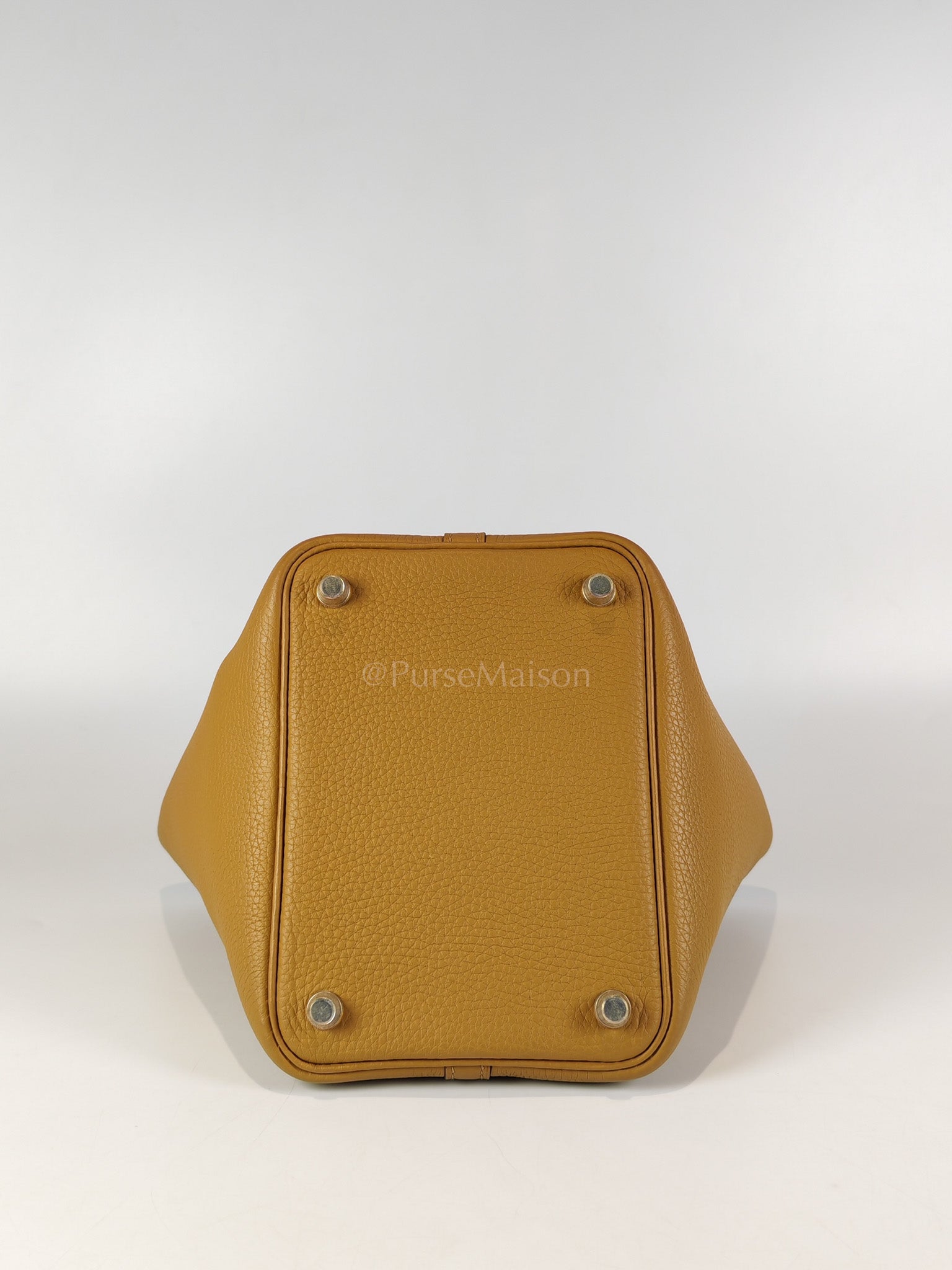 Picotin Lock 18 in Biscuit Clemence Leather Gold Hardware Stamp U(2022) | Purse Maison Luxury Bags Shop