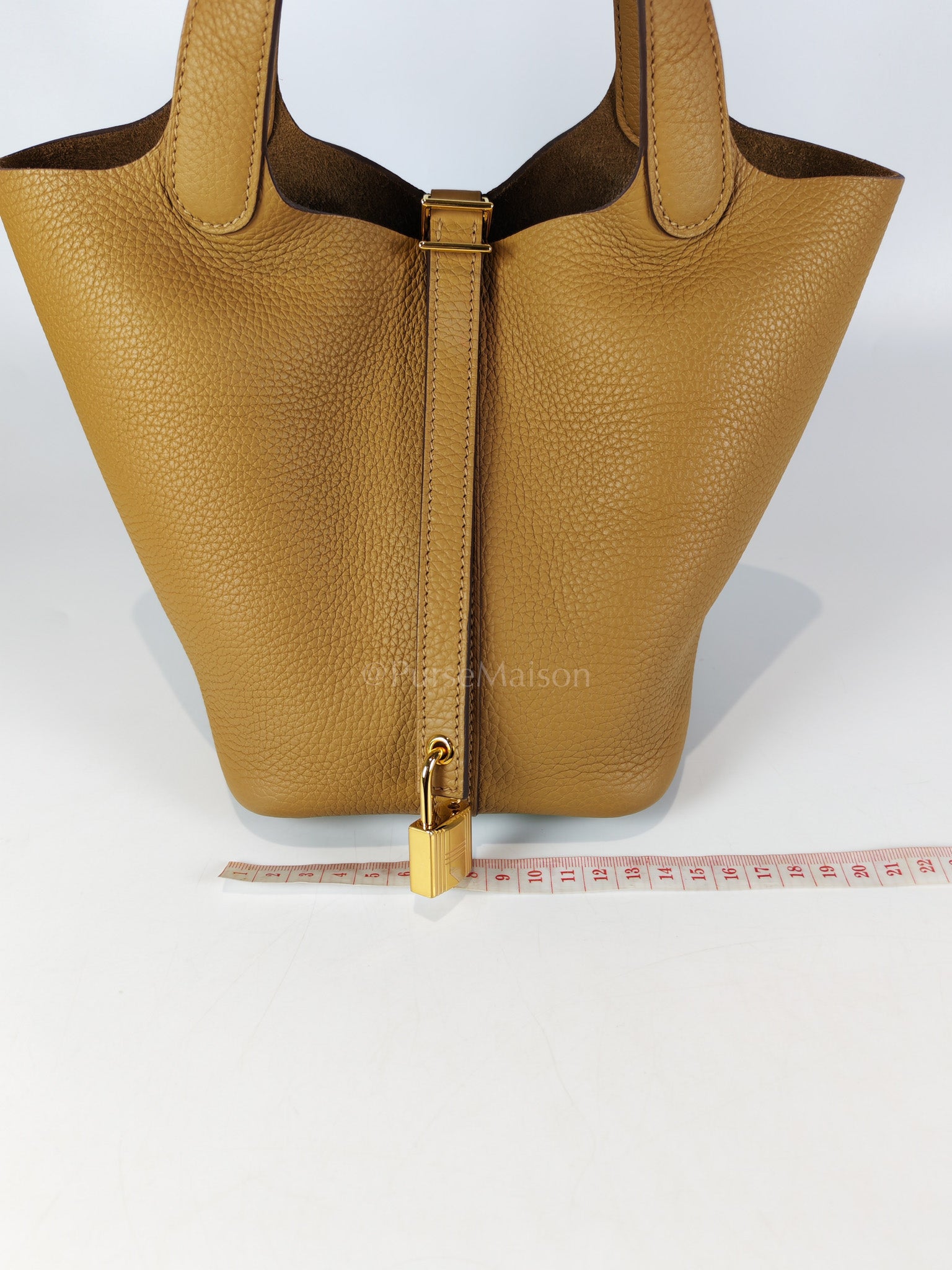 Picotin Lock 18 in Biscuit Clemence Leather Gold Hardware Stamp U(2022) | Purse Maison Luxury Bags Shop
