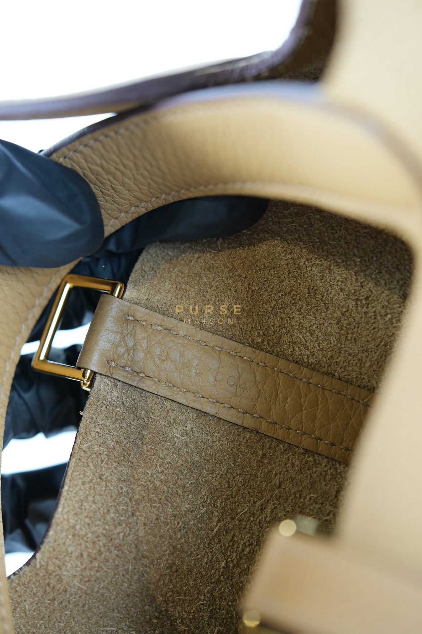 Picotin Lock 18 in Biscuit Taurillon Clemence Leather & Gold Hardware Stamp B (2023) | Purse Maison Luxury Bags Shop