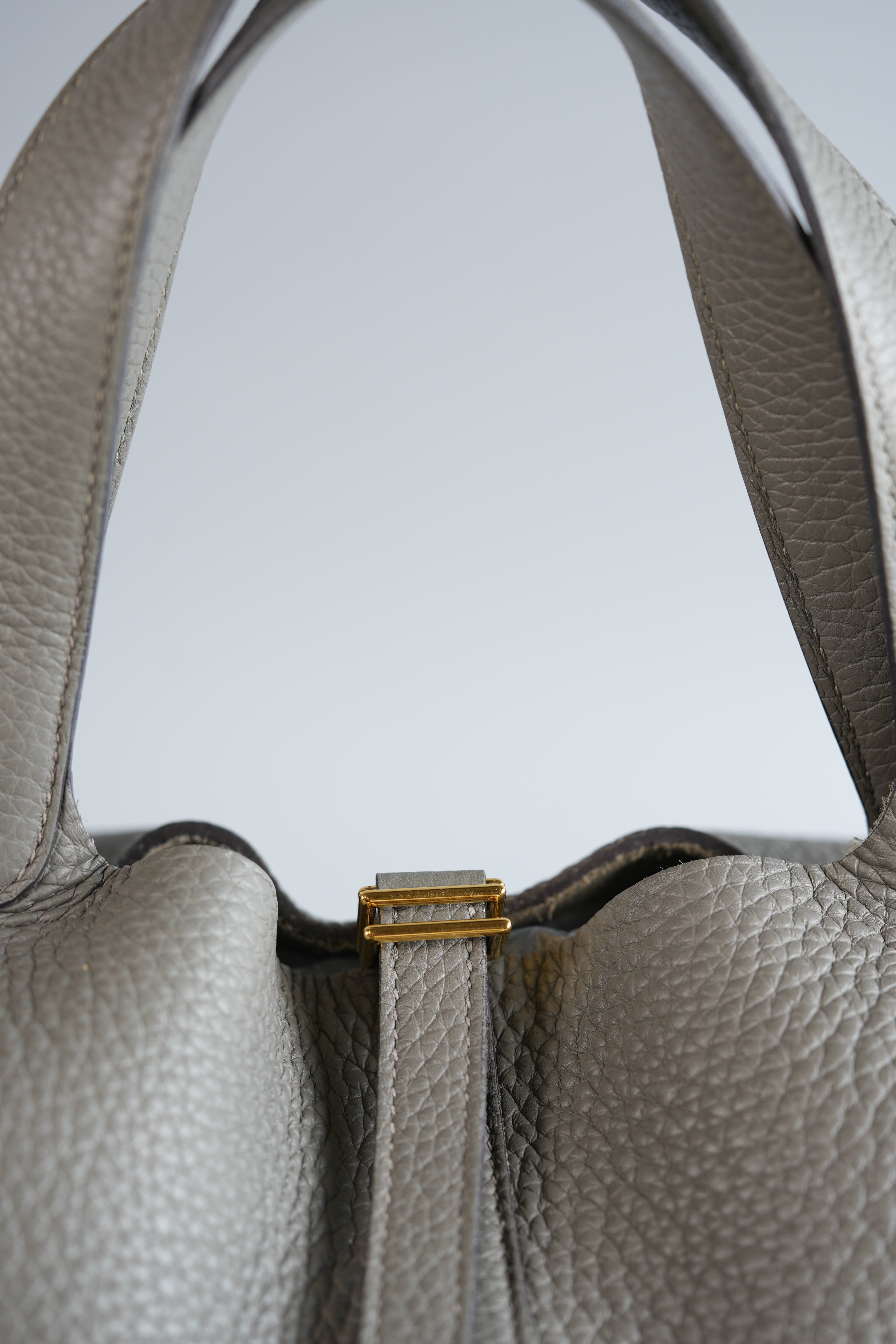 Picotin Lock 22 in Gris Clemence Leather and Gold Hardware Stamp B | Purse Maison Luxury Bags Shop