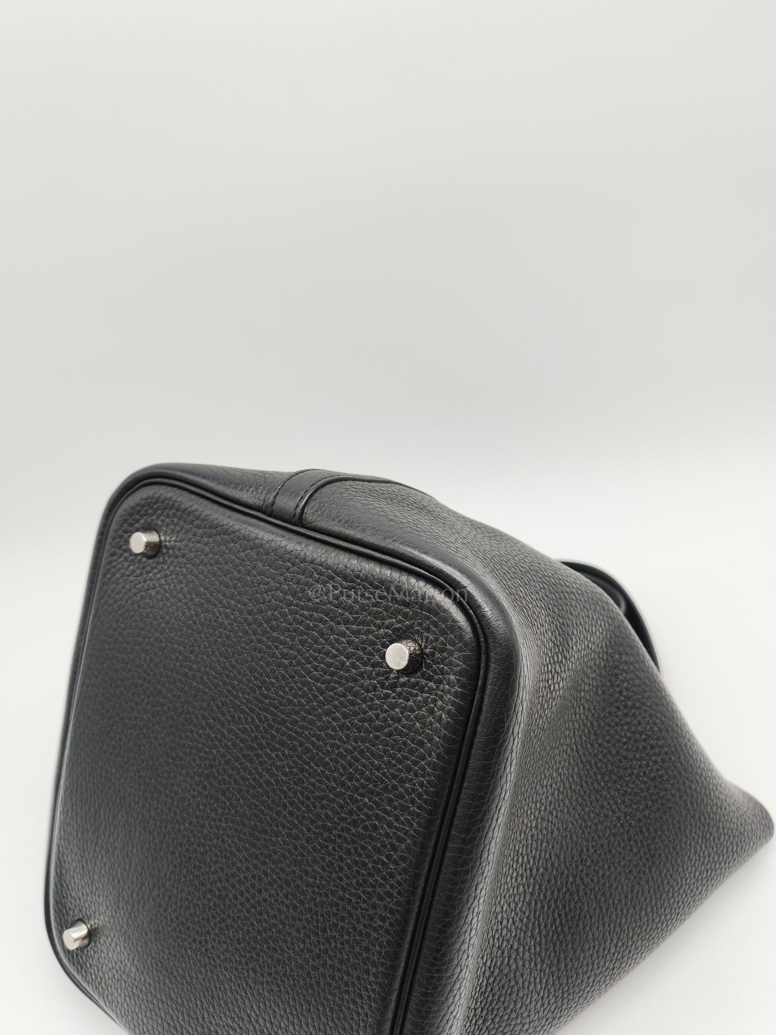 Picotin 22 in Noir Black Clemence Leather & Palladium Hardware Stamp T (2015)