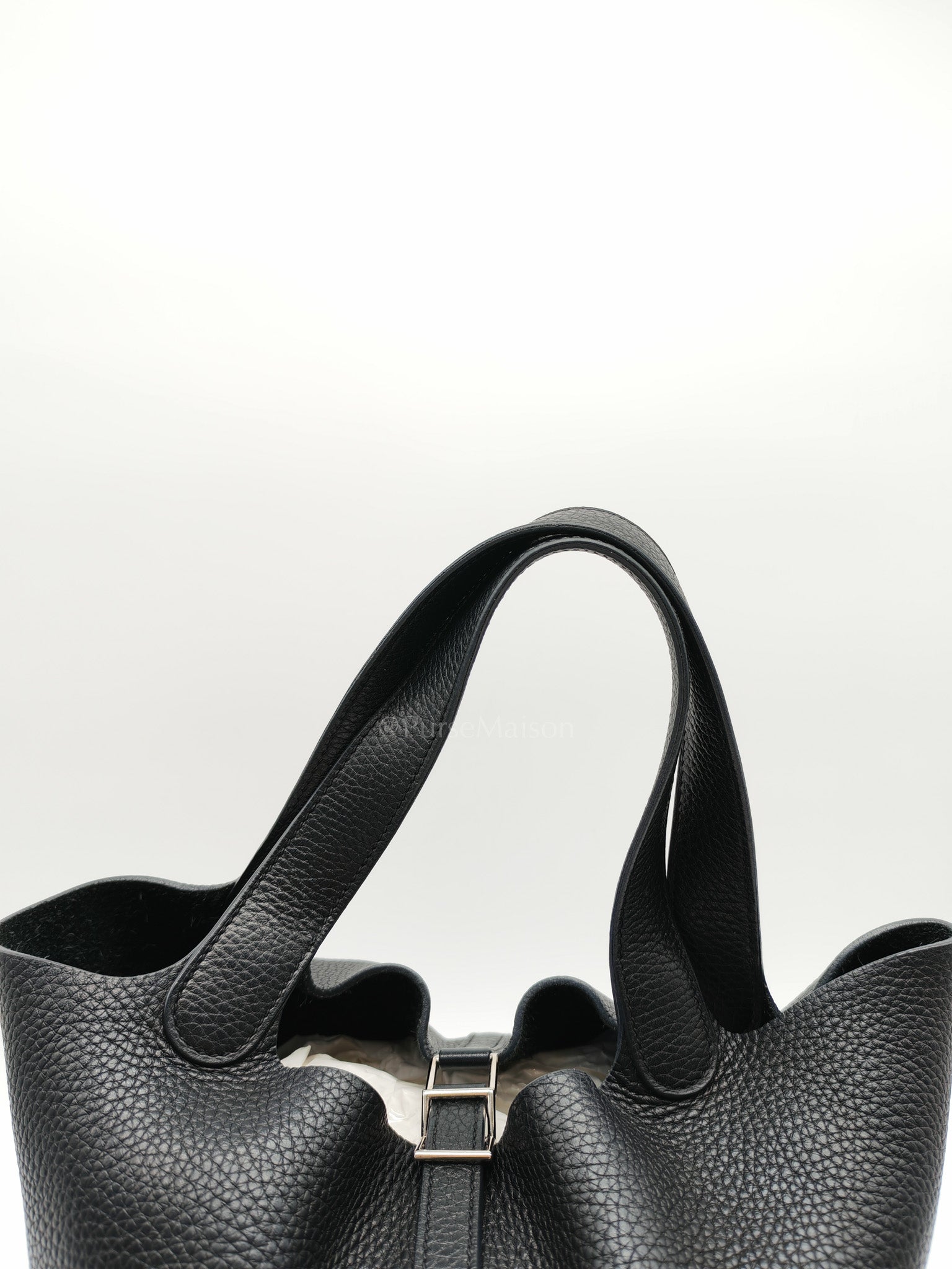 Picotin 22 in Noir Black Clemence Leather & Palladium Hardware Stamp T (2015)