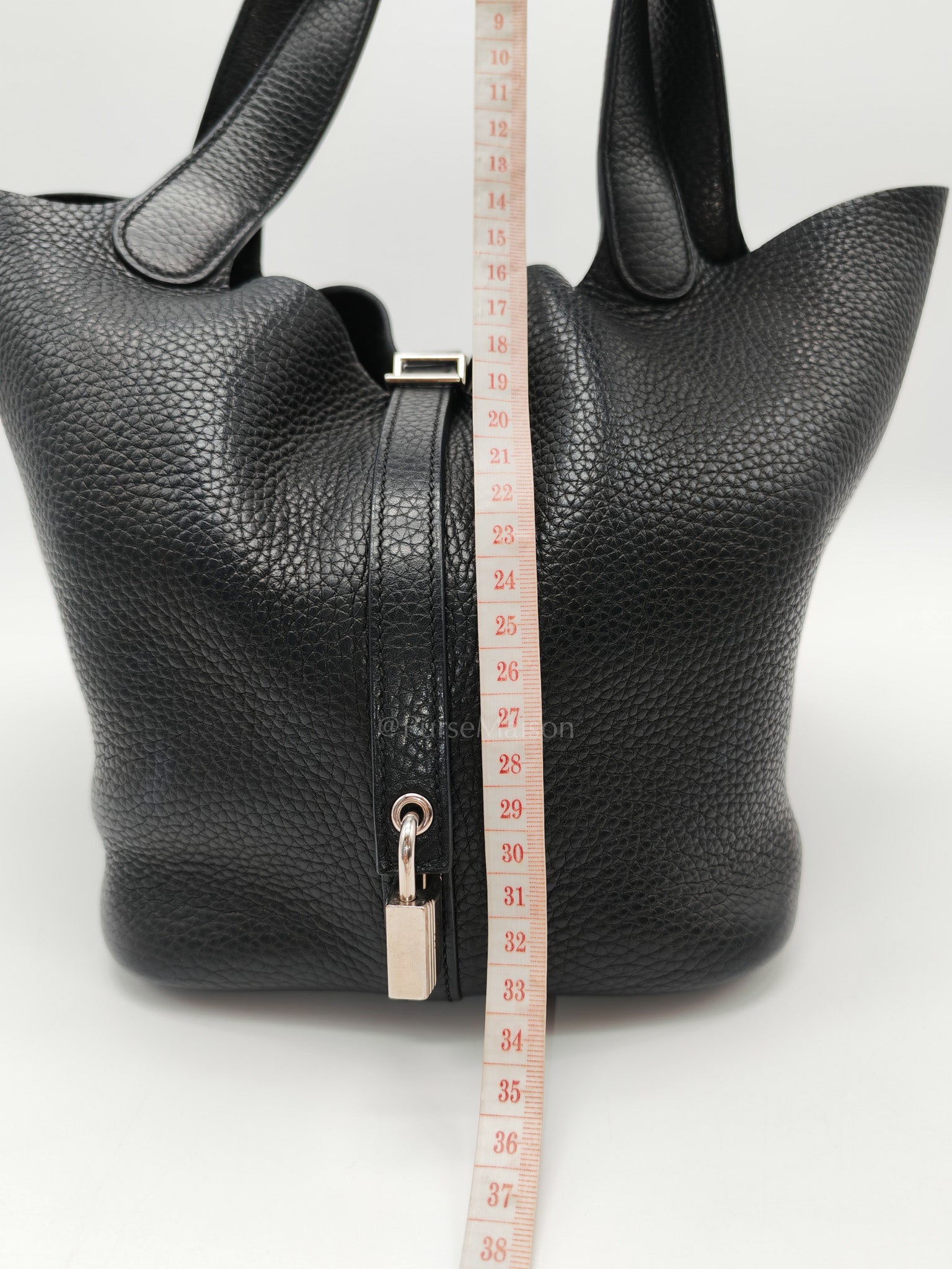 Picotin 22 in Noir Black Clemence Leather & Palladium Hardware Stamp T (2015)