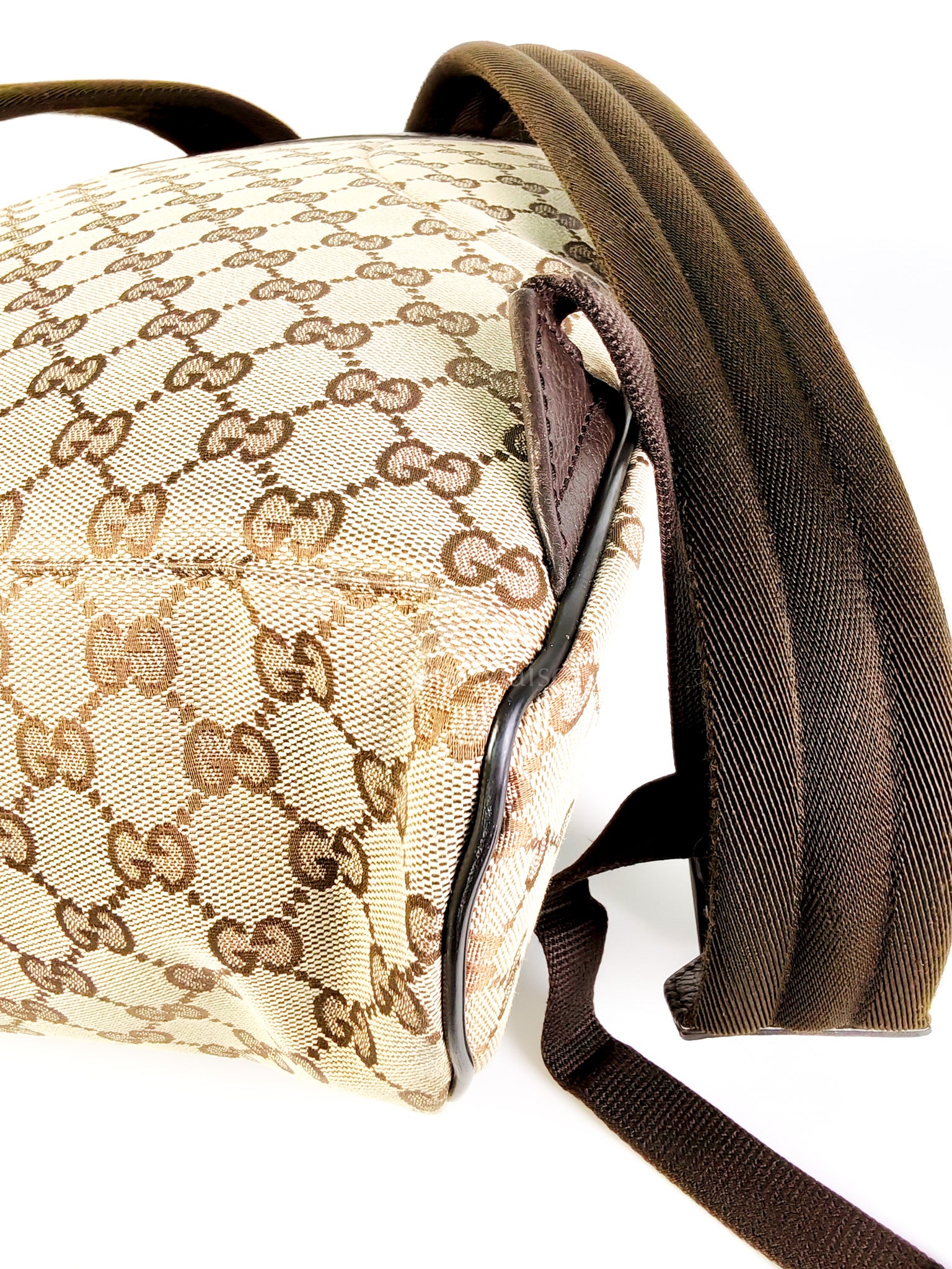 Backpack in Beige GG Supreme Canvas