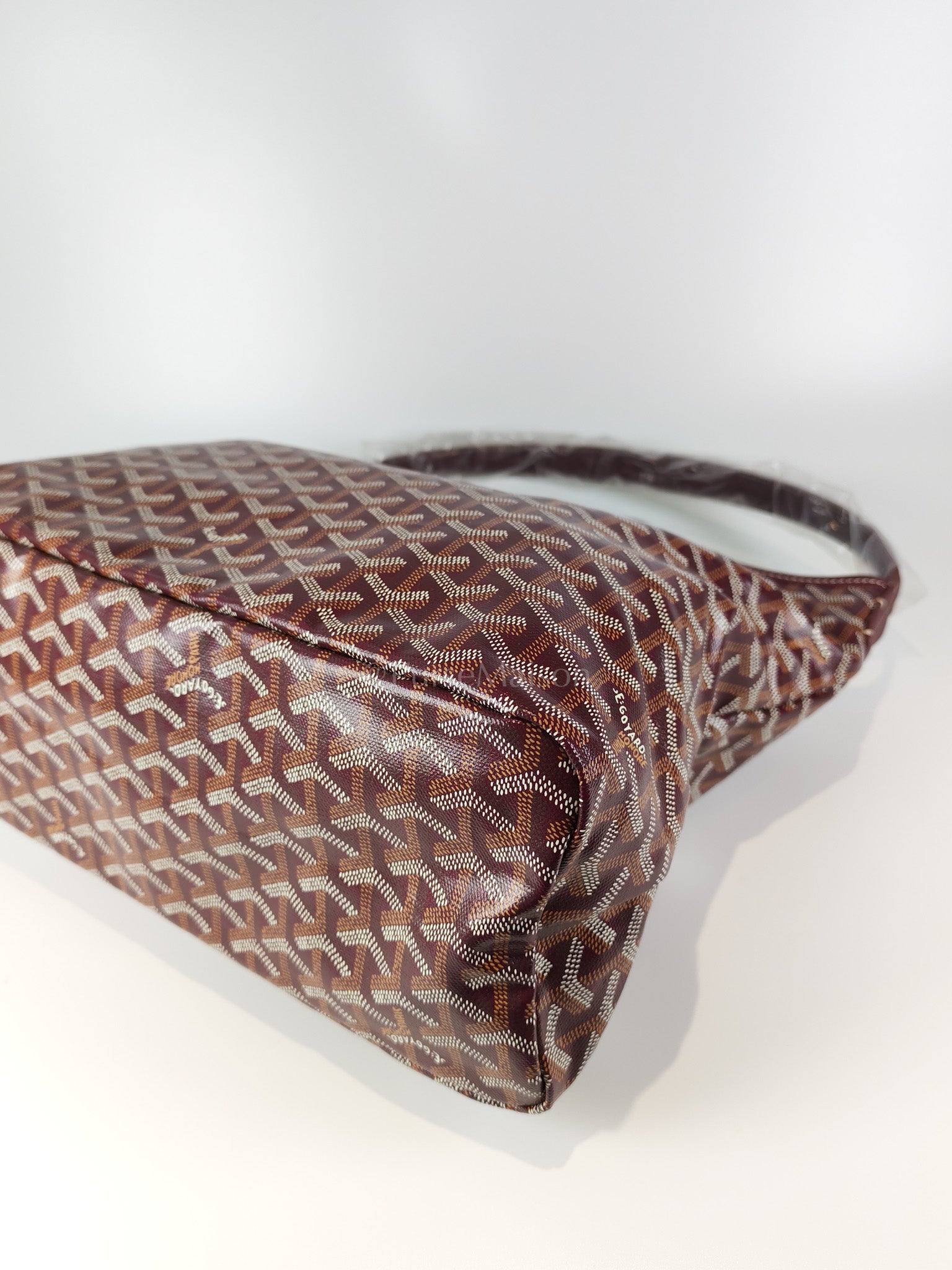 Boheme PM Burgundy in Goyardine Canvas