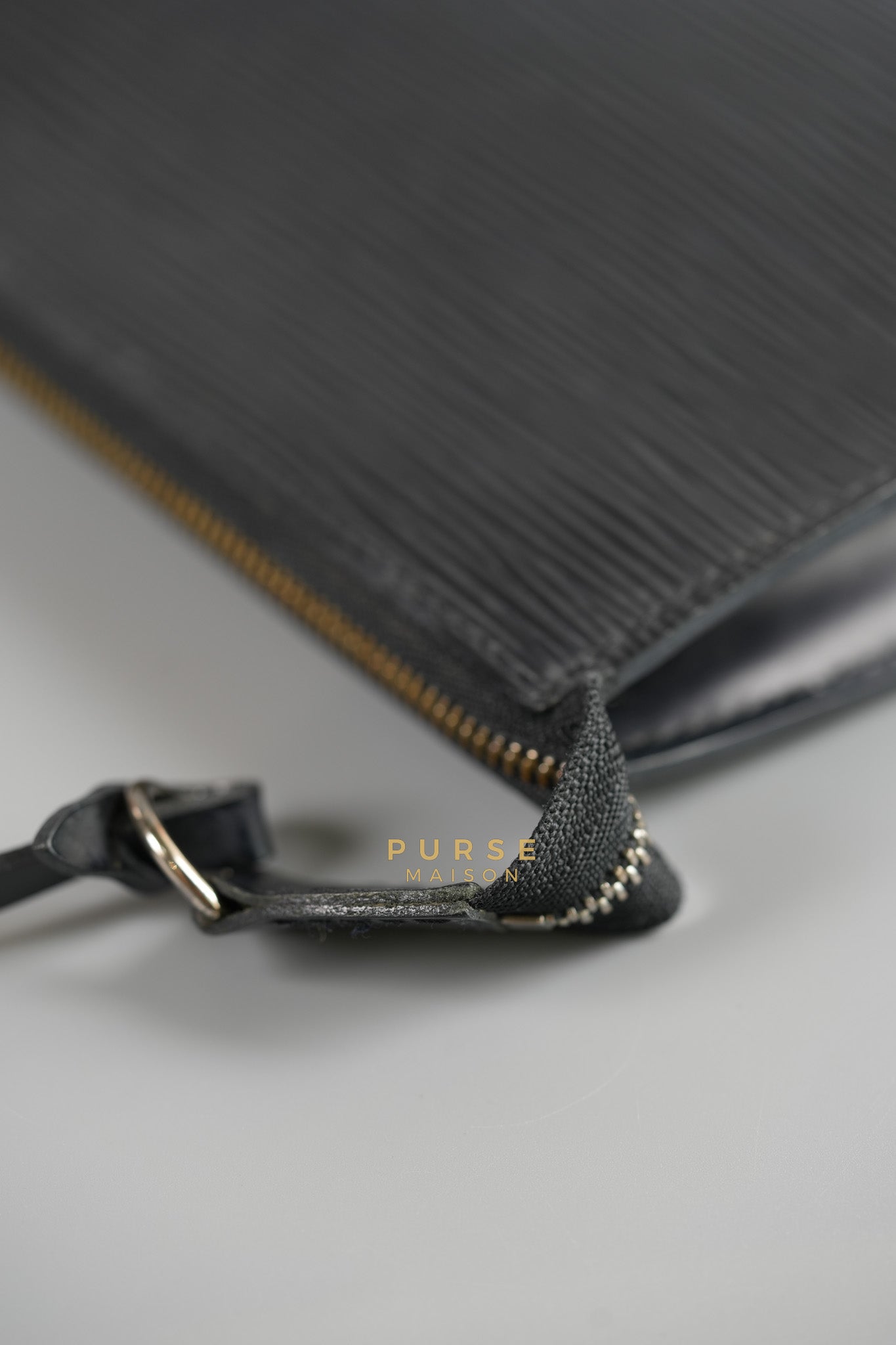 Pochette Accessories Black Epi Leather in Silver Hardware ( Date Code: AR0018) | Purse Maison Luxury Bags Shop