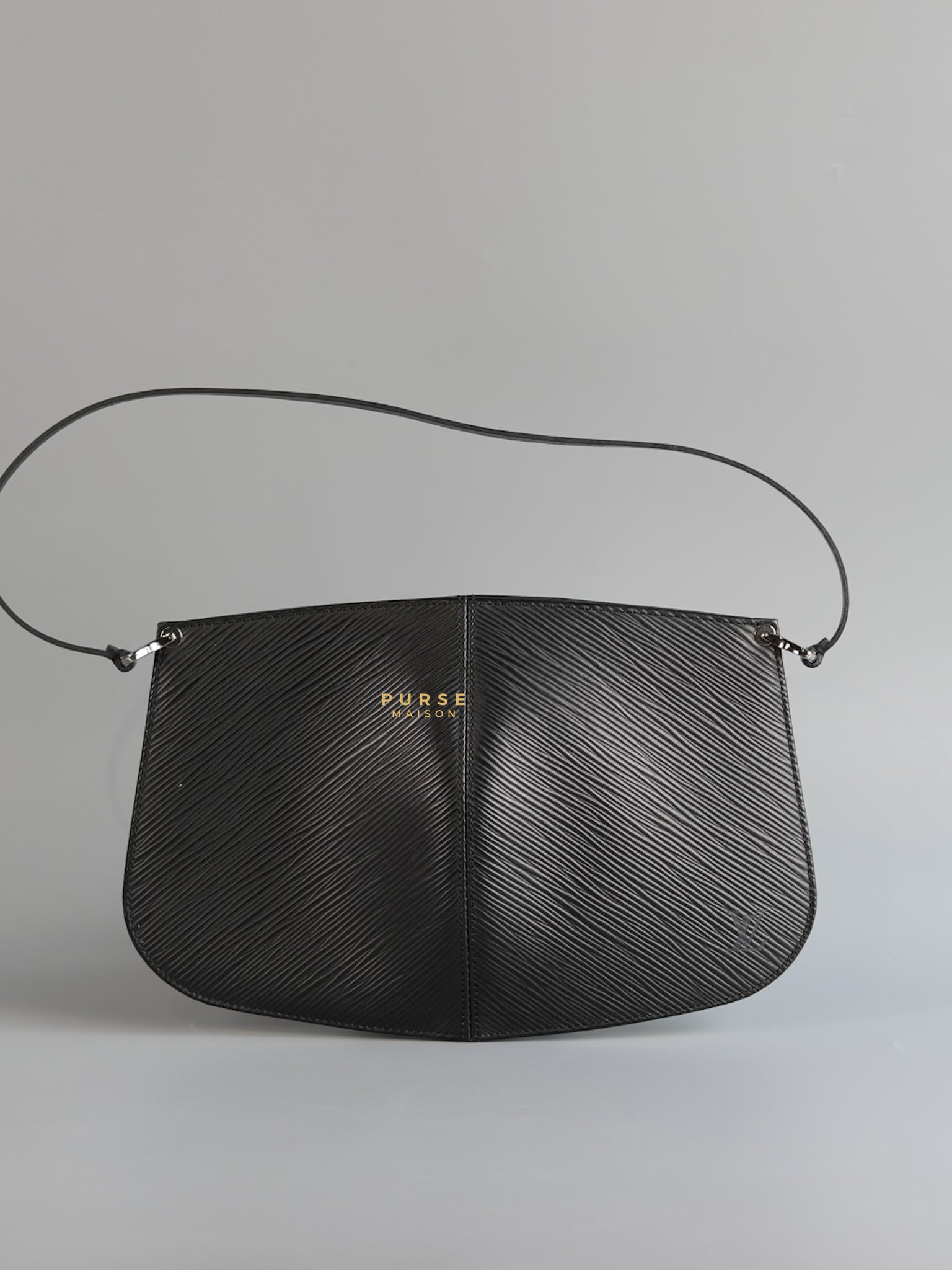 Pochette Demi-Lune Black Epi Leather Hand bag (microchip) | Purse Maison Luxury Bags Shop