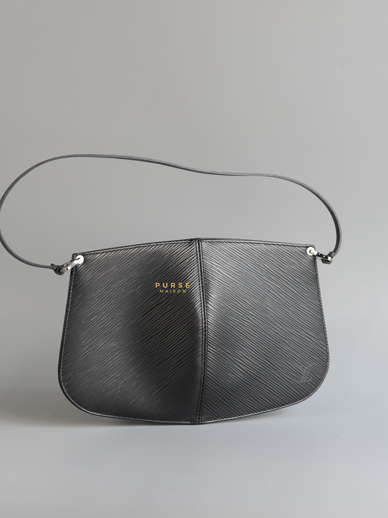 Pochette Demi-Lune Black Epi Leather Hand bag (microchip) | Purse Maison Luxury Bags Shop