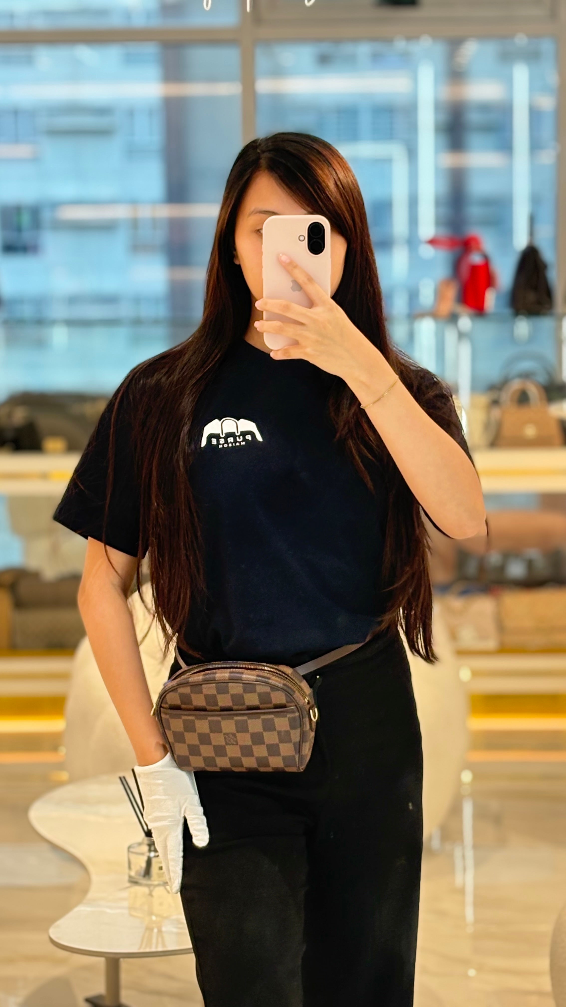 Pochette Ipanema in Damier Ebene Canvas and Gold Hardware (Datecode: FL0063) | Purse Maison Luxury Bags Shop
