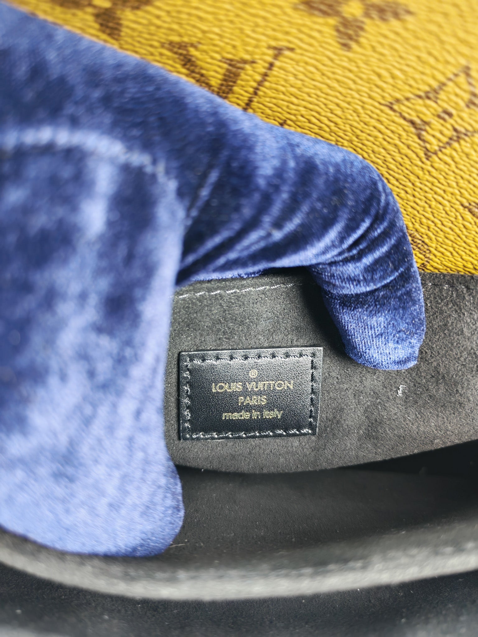 Pochette Metis in Reverse Monogram Canvas (Date Code: FO5129) | Purse Maison Luxury Bags Shop