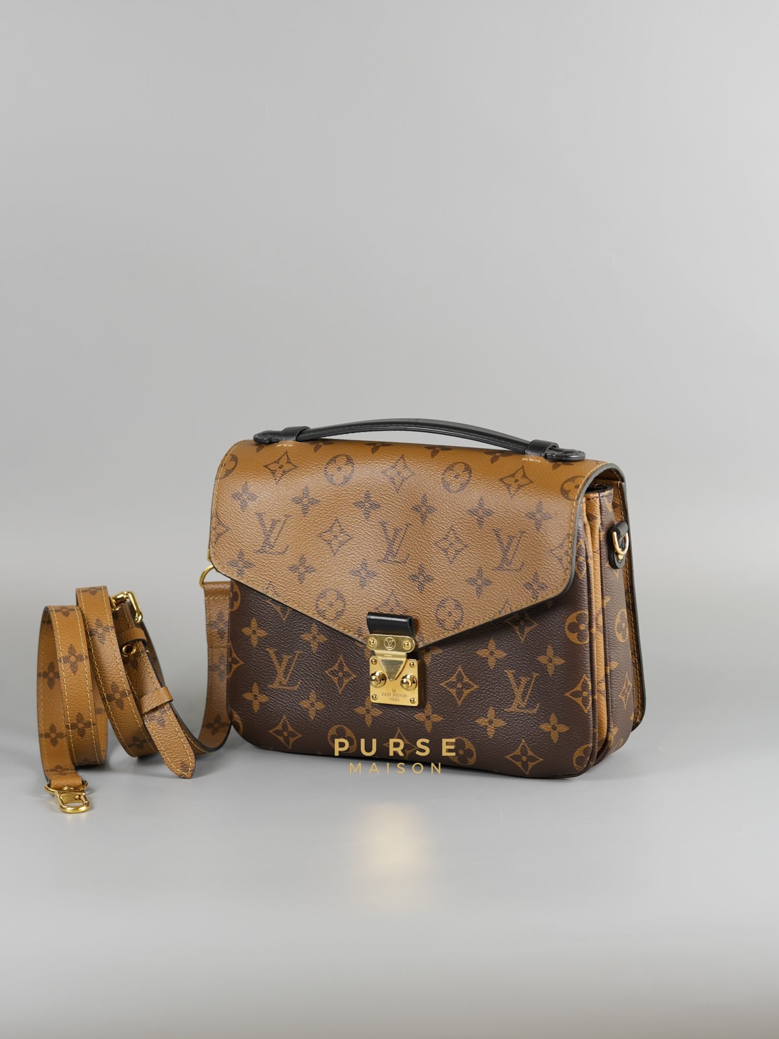 Pochette Metis in Reverse Monogram (Date Code: DR2139) | Purse Maison Luxury Bags Shop