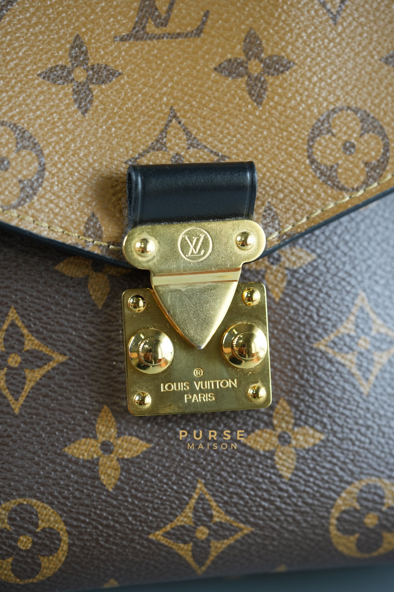 Pochette Metis in Reverse Monogram (Date Code: DR2139) | Purse Maison Luxury Bags Shop