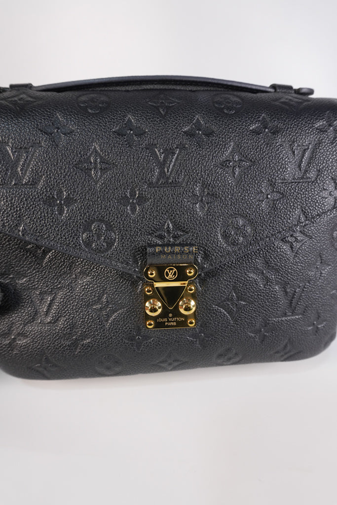 Pochette Metis MM in Black Empreinte Leather (Microchip) | Purse Maison Luxury Bags Shop