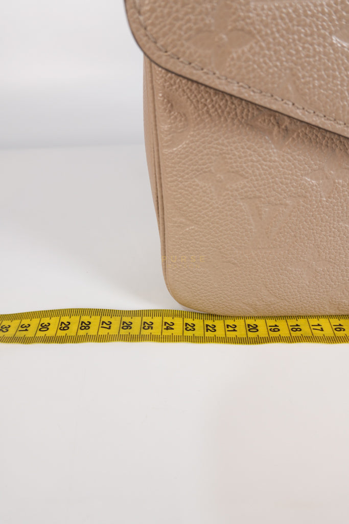 Pochette Metis Tourterelle Empreinte Leather (Date code: AR5200) | Purse Maison Luxury Bags Shop