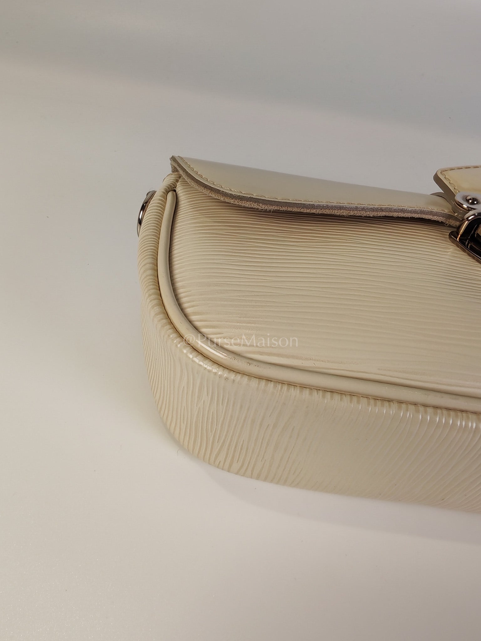 Pochette Montaigne In Cream Epi Leather Clutch Shoulder Bag (Date Code: TJ1170) | Purse Maison Luxury Bags Shop