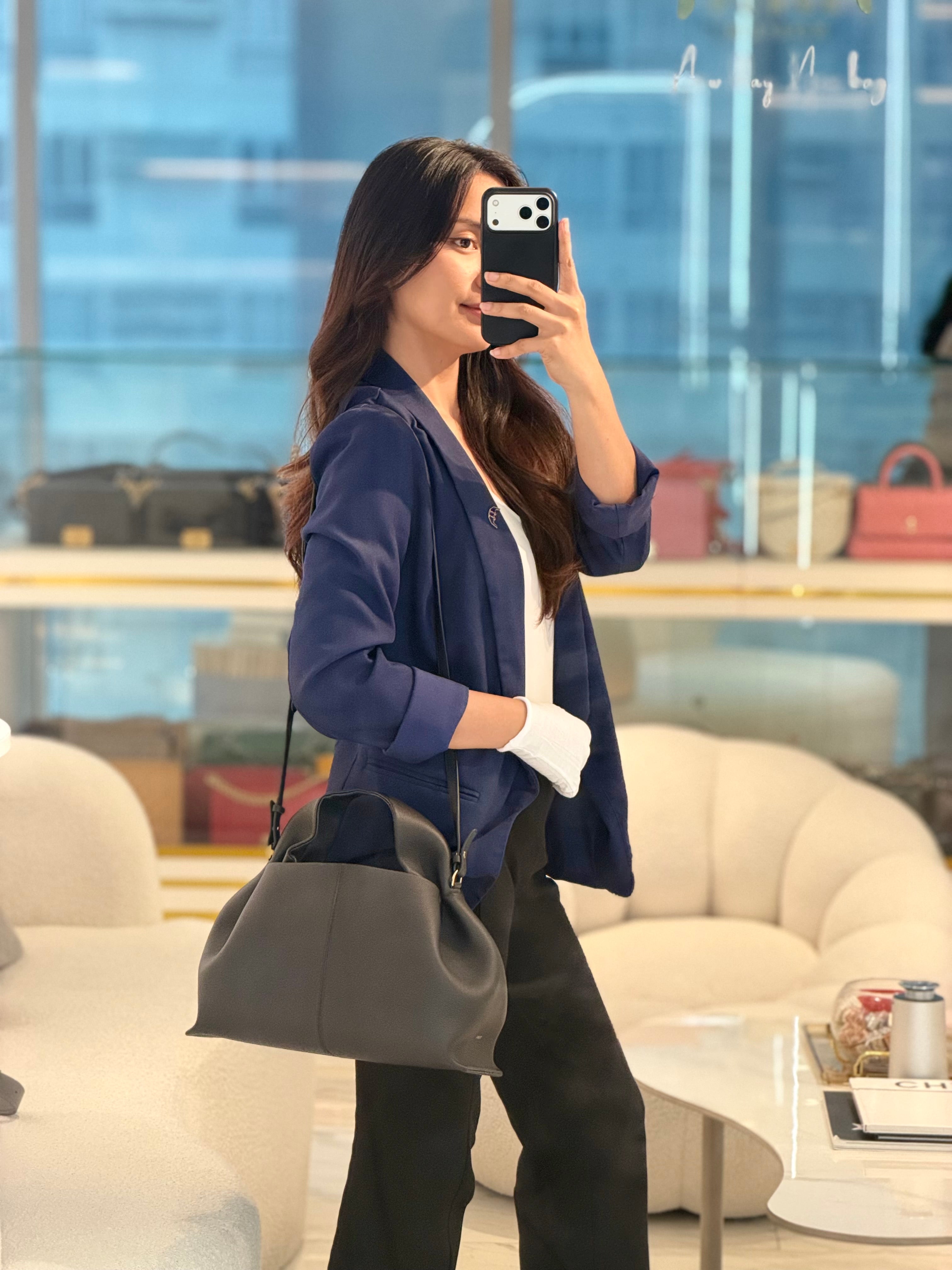 Neuf in Black Graine Leather Shoulder Bag | Purse Maison