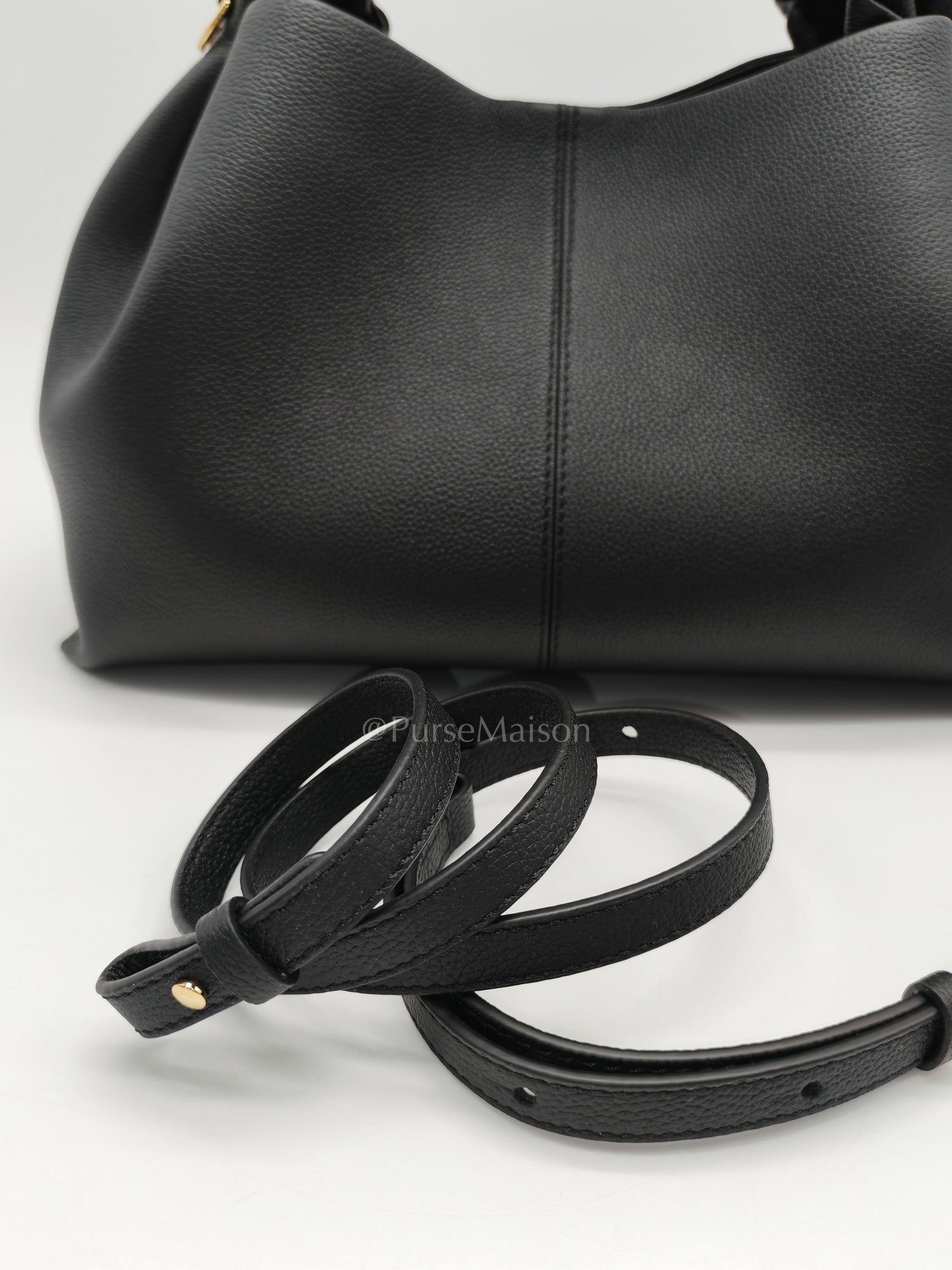 Neuf in Black Graine Leather Shoulder Bag