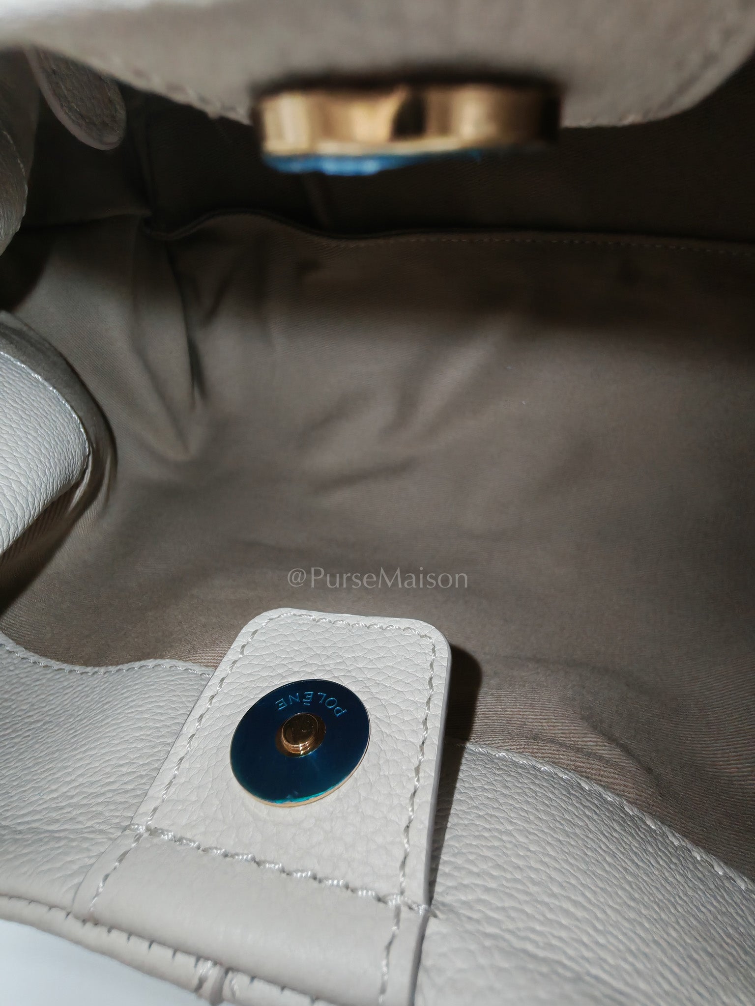 Neuf in Chalk Graine Leather Shoulder Bag