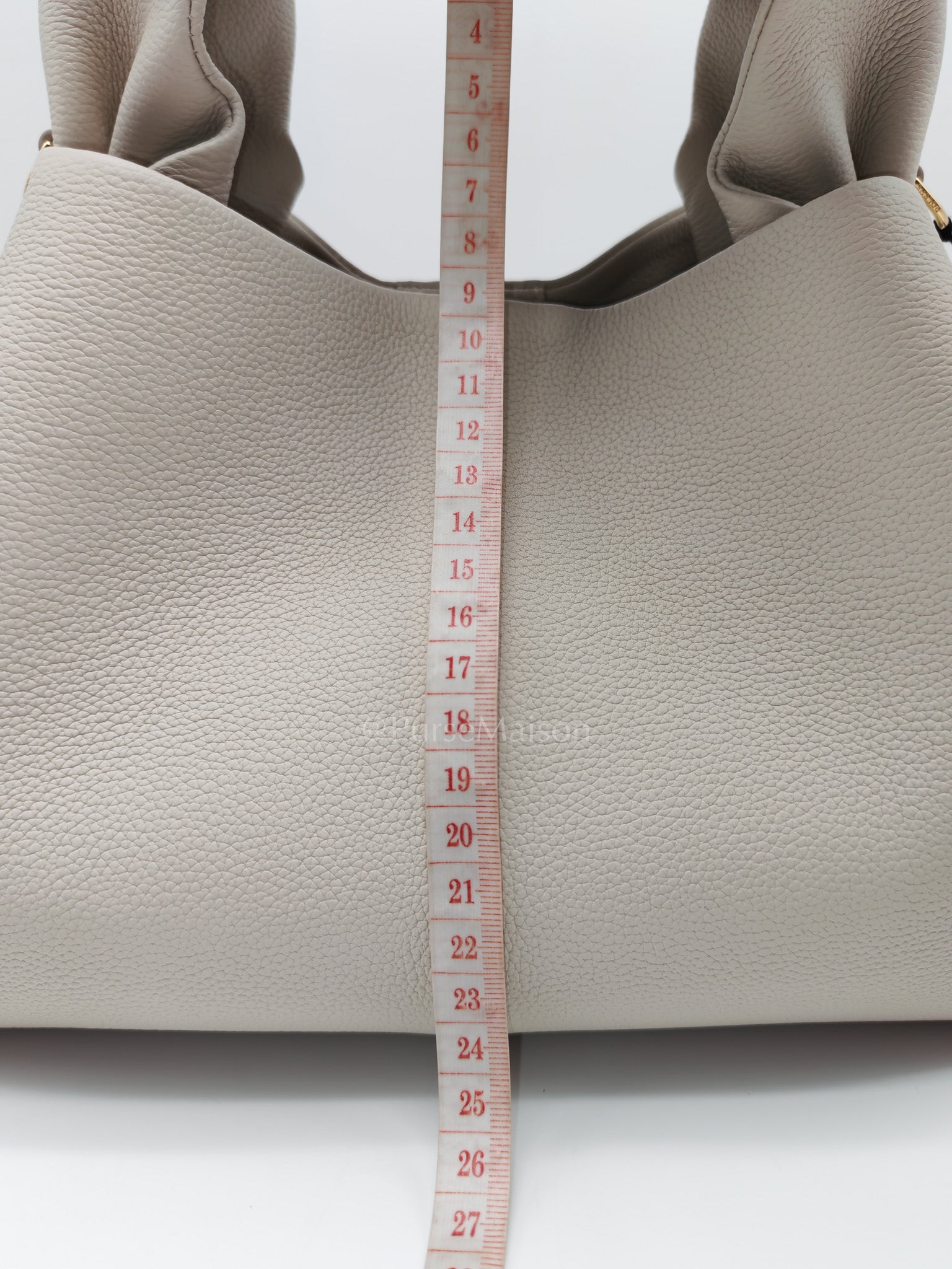 Neuf in Chalk Graine Leather Shoulder Bag