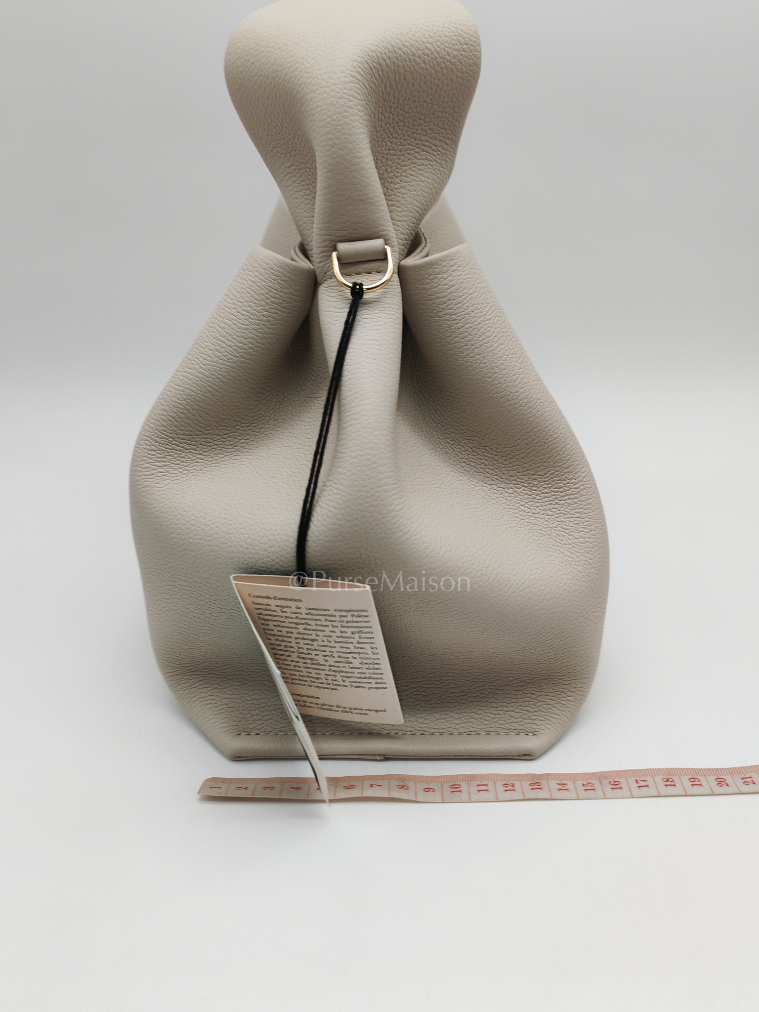 Neuf in Chalk Graine Leather Shoulder Bag