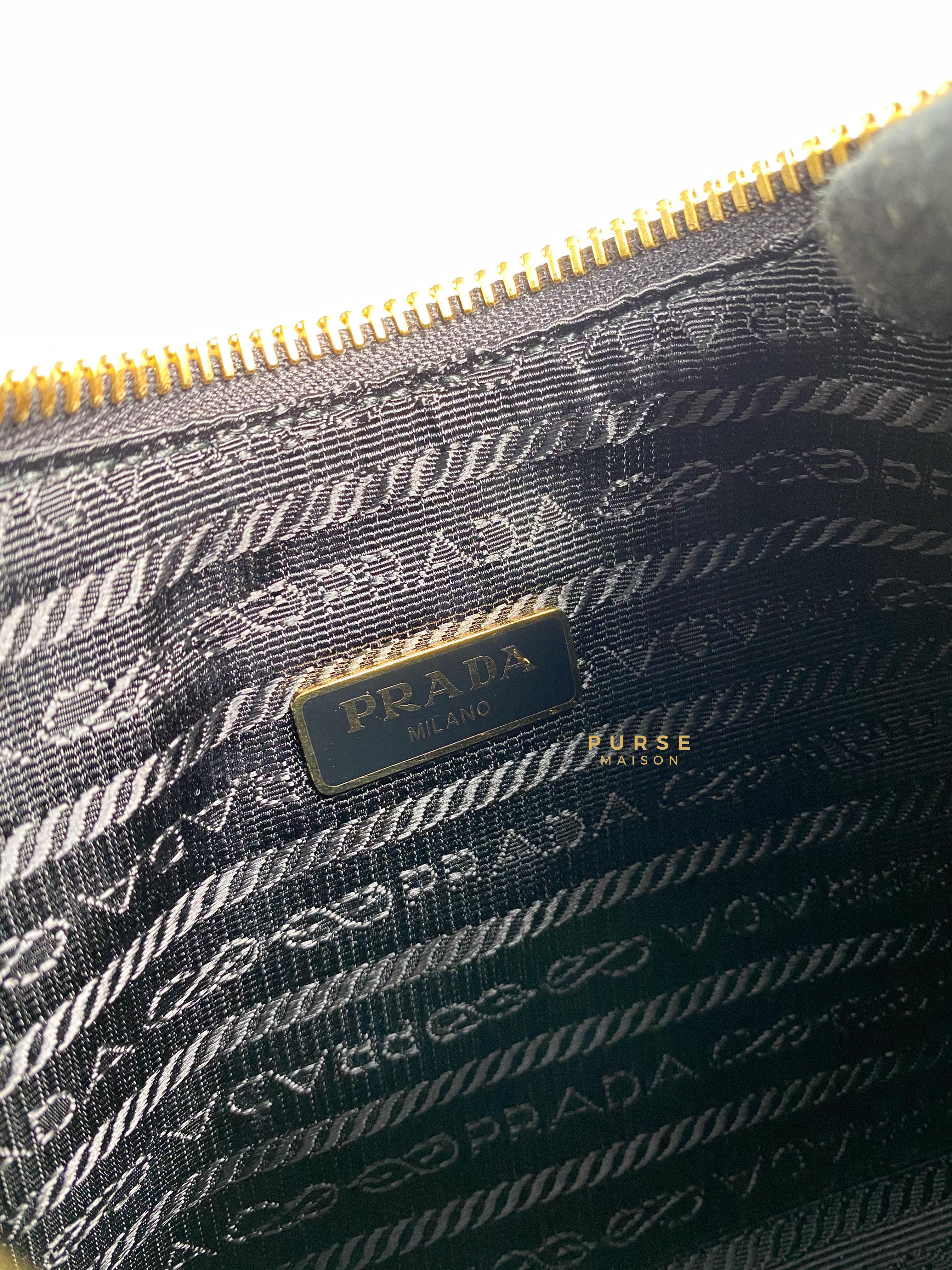 Inside discount prada bag