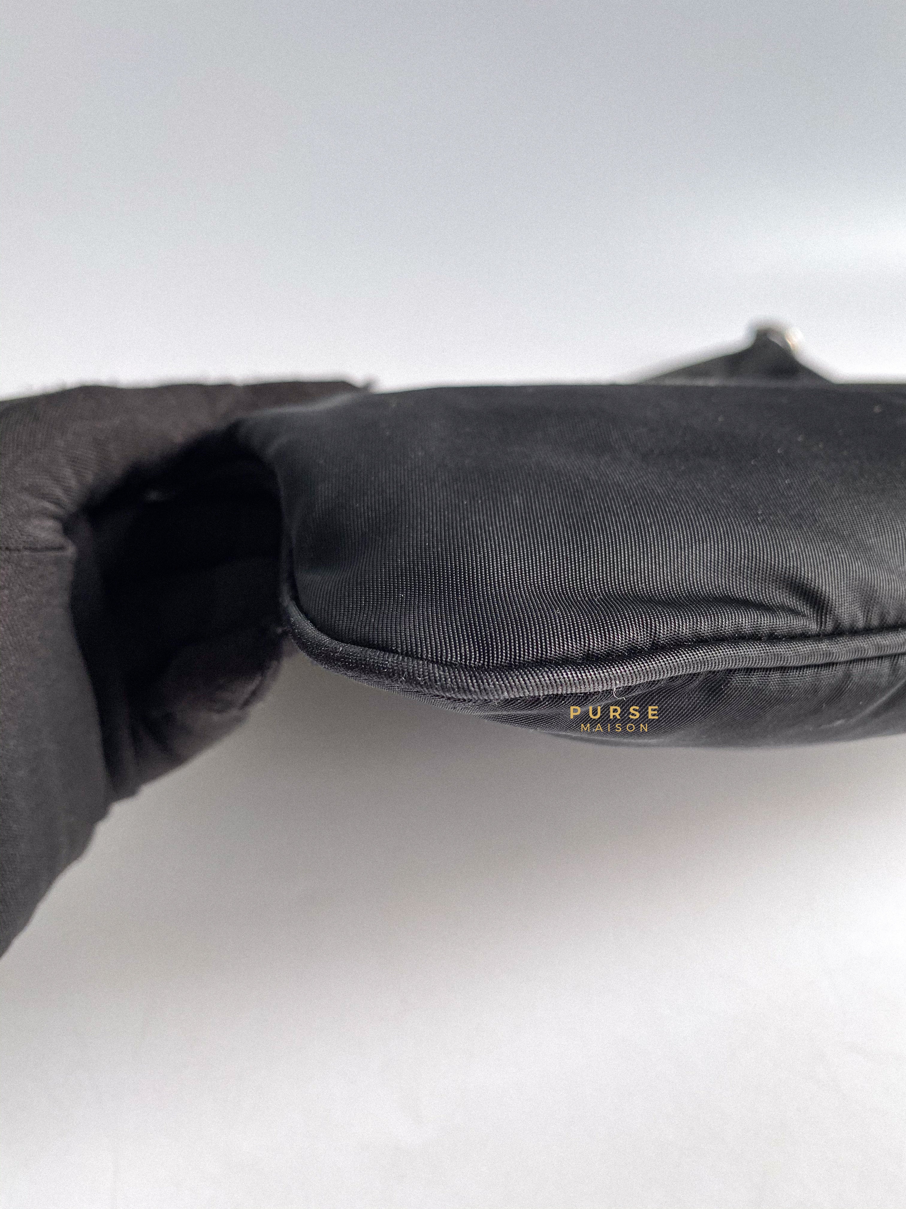 Prada BT0715 Tessuto Nylon Messenger Crossbody Bag Nero | Purse Maison Luxury Bags Shop