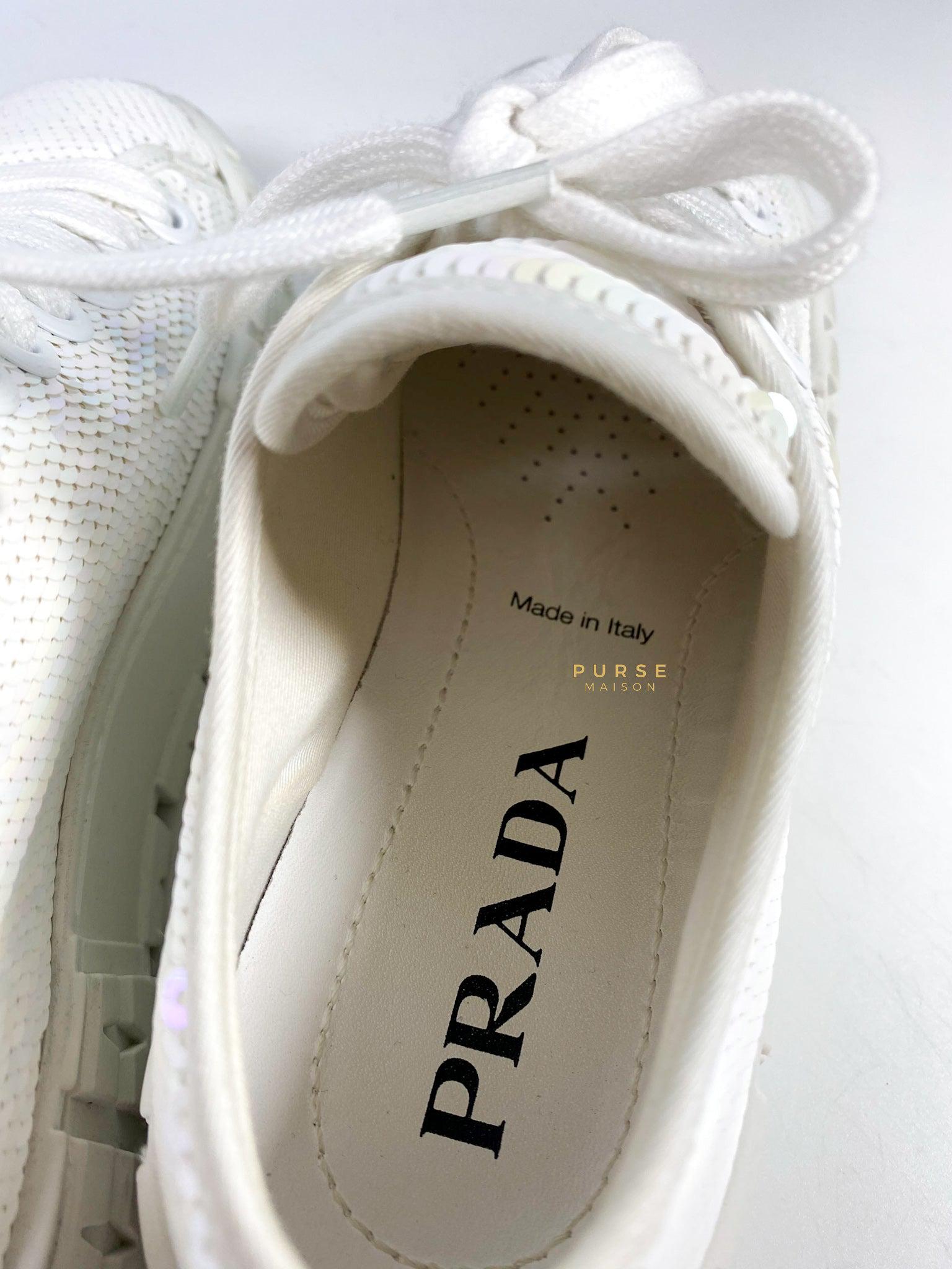 White discount sneakers prada