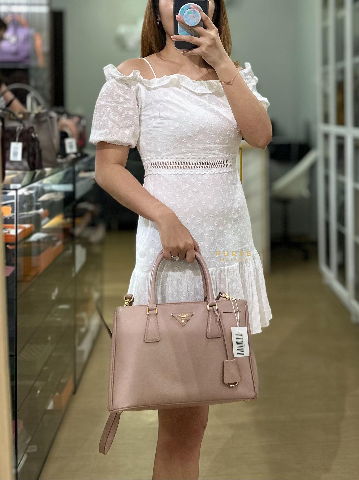Galleria Saffiano Leather Medium Bag in Powder Pink – COSETTE