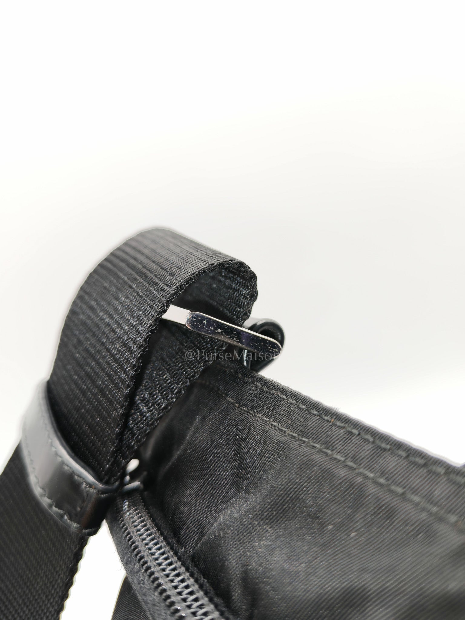 Vela Flat Messenger Bag in Black Nylon Canvas | Purse Maison Luxury Bags Shop