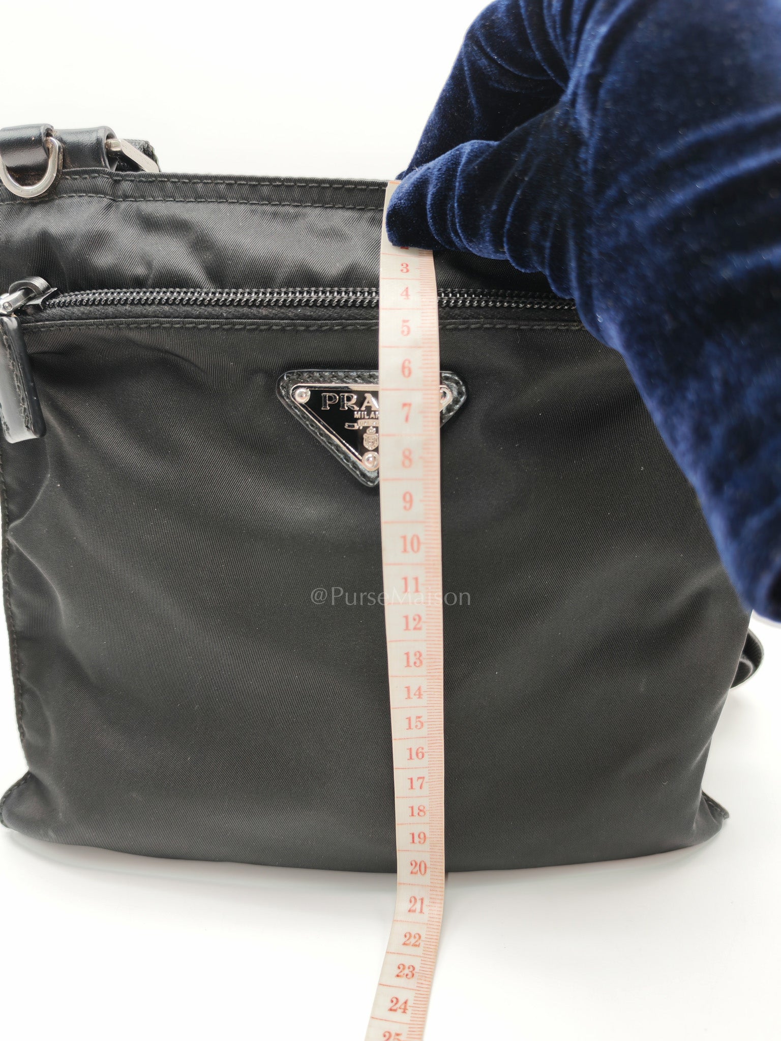 Vela Flat Messenger Bag in Black Nylon Canvas | Purse Maison Luxury Bags Shop