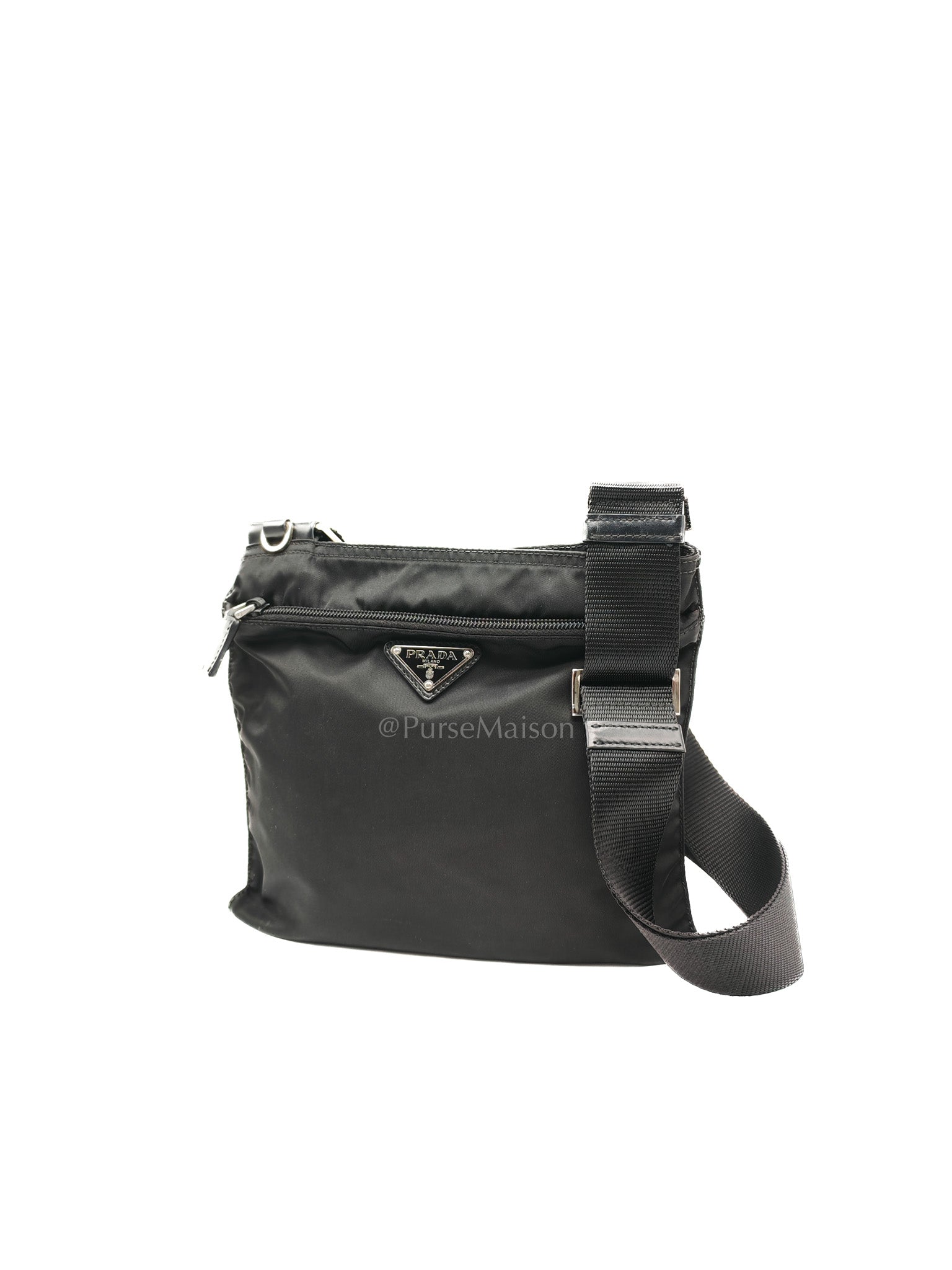 Vela Flat Messenger Bag in Black Nylon Canvas | Purse Maison Luxury Bags Shop