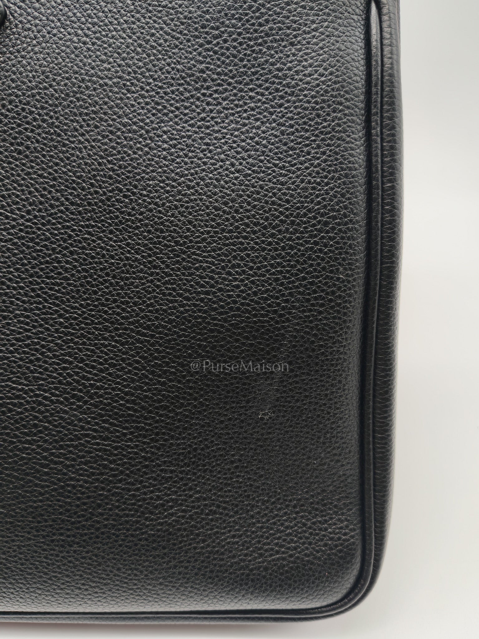 Vitello City Shoulder Bag in Calfskin Leather & Silver Hardware | Purse Maison Luxury Bags Shop