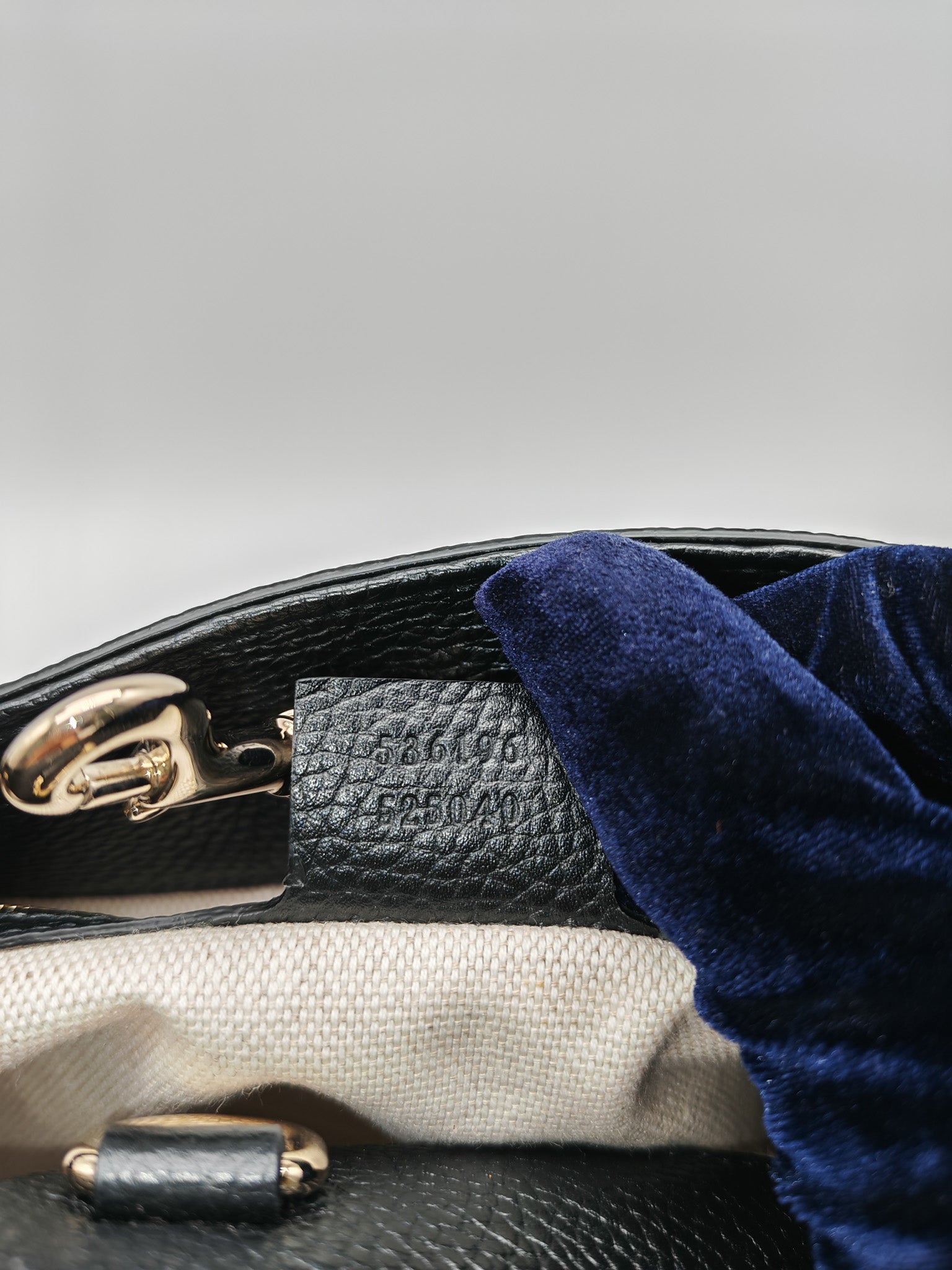 Price: Gucci Soho Chain Shoulder Bag in Black | Purse Maison Luxury Bags Shop