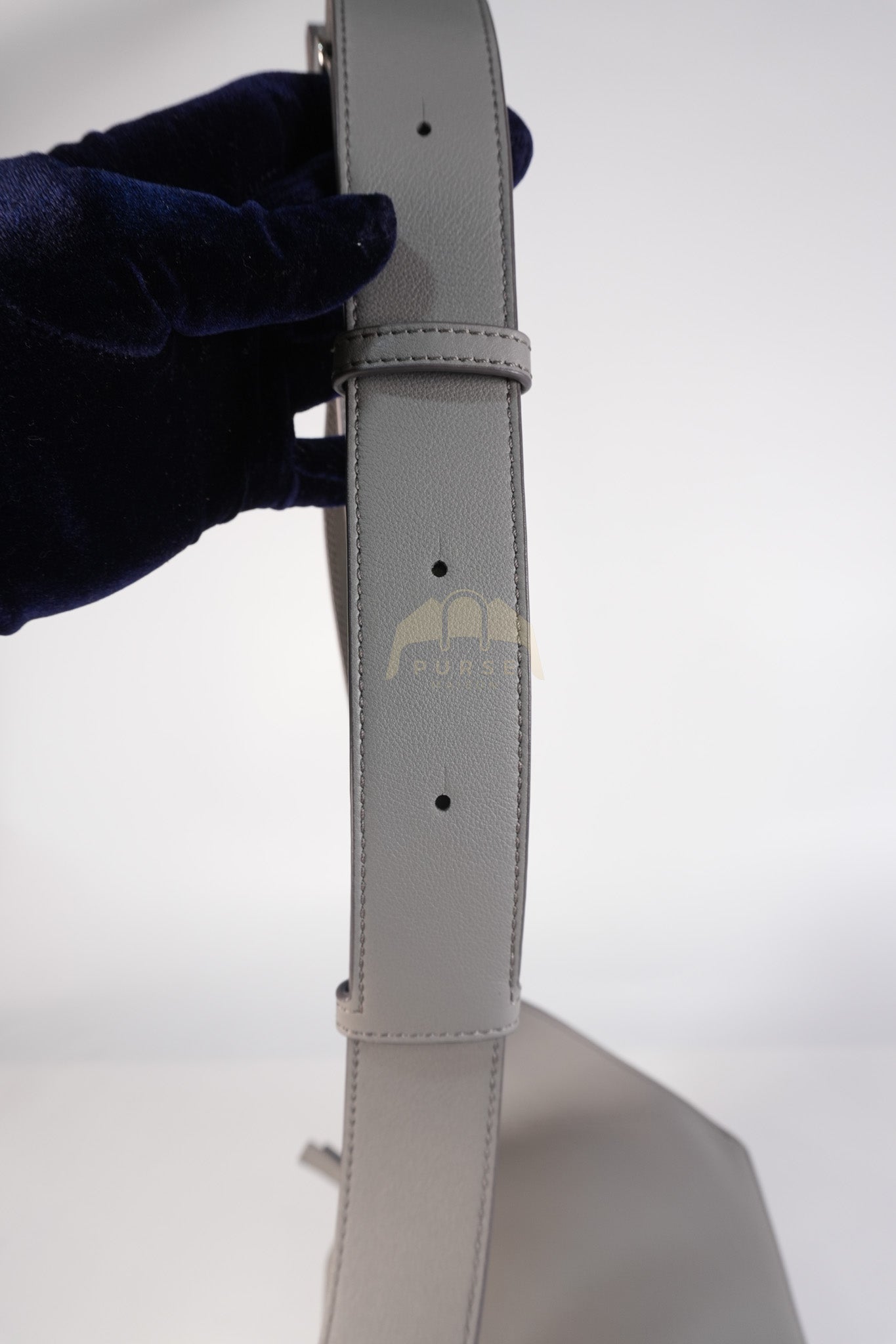 Puzzle Edge Bum Bag Small in Asphalt Gray Calfskin Leather | Purse Maison Luxury Bags Shop