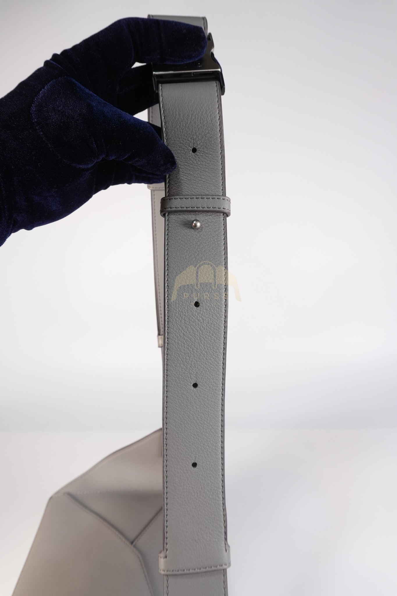 Puzzle Edge Bum Bag Small in Asphalt Gray Calfskin Leather | Purse Maison Luxury Bags Shop