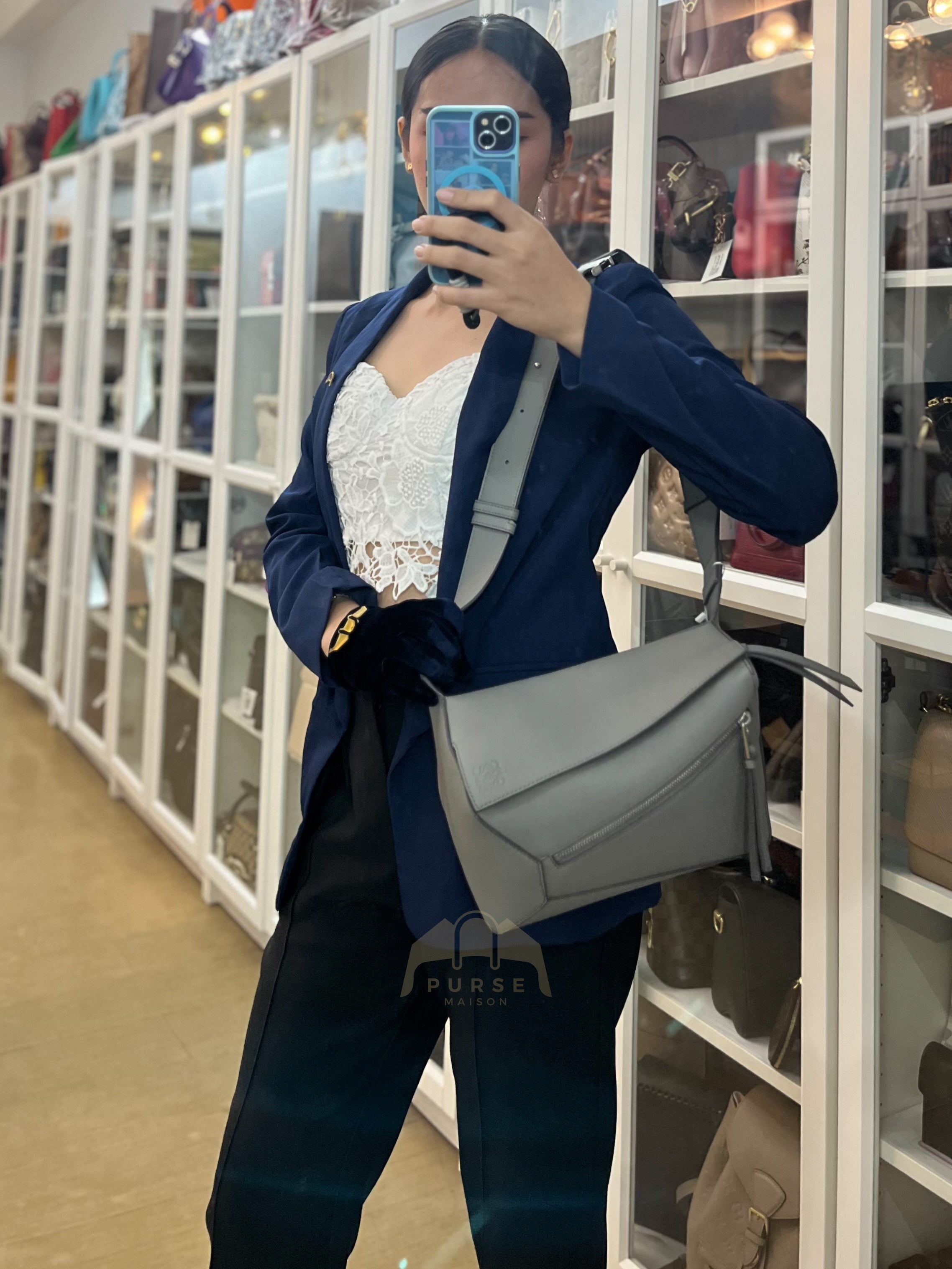 Puzzle Edge Bum Bag Small in Asphalt Gray Calfskin Leather | Purse Maison Luxury Bags Shop