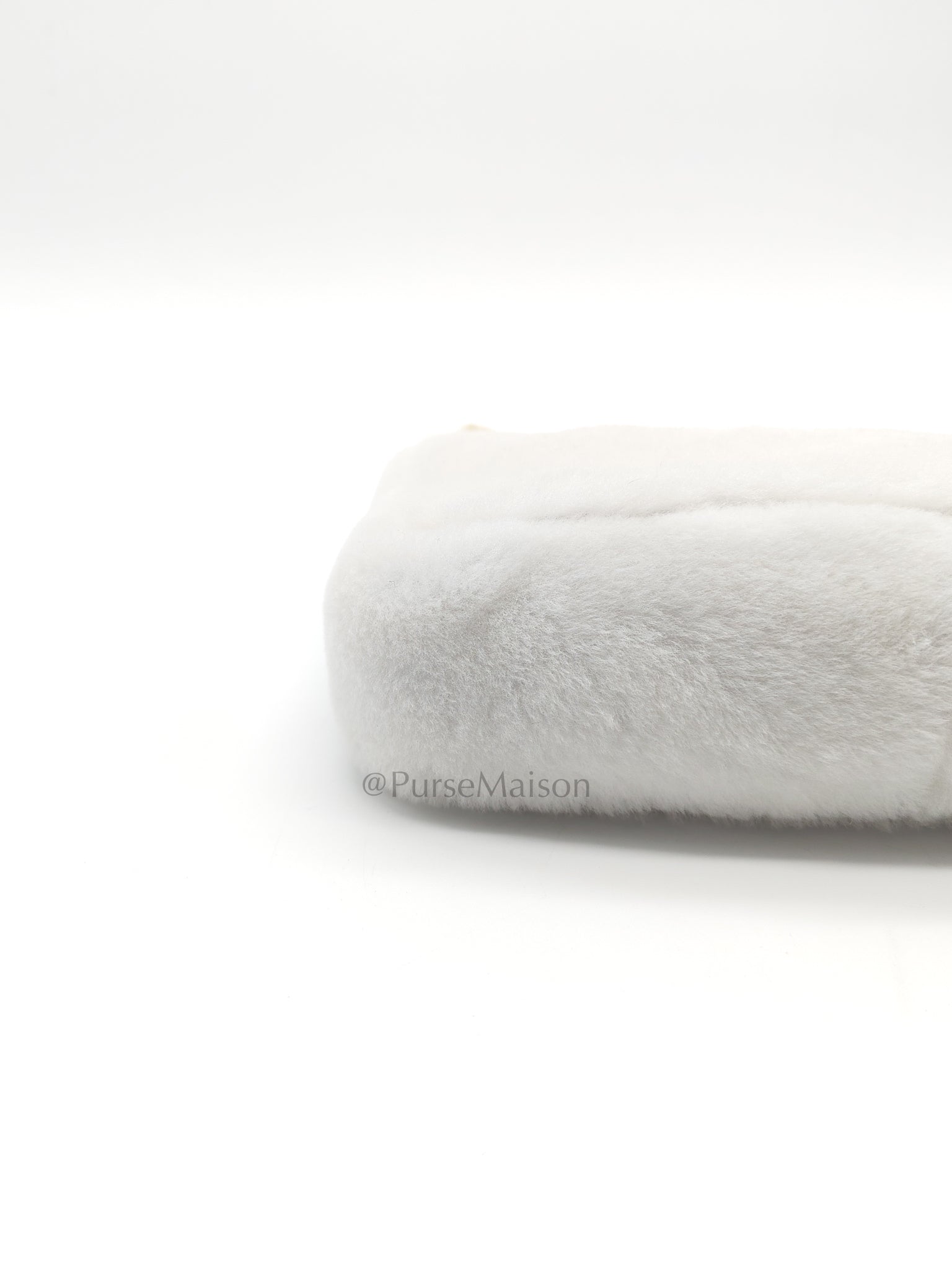 Re-edition 2000 Shearling in Off-White Wool Shoulder Bag | Purse Maison Luxury Bags Shop