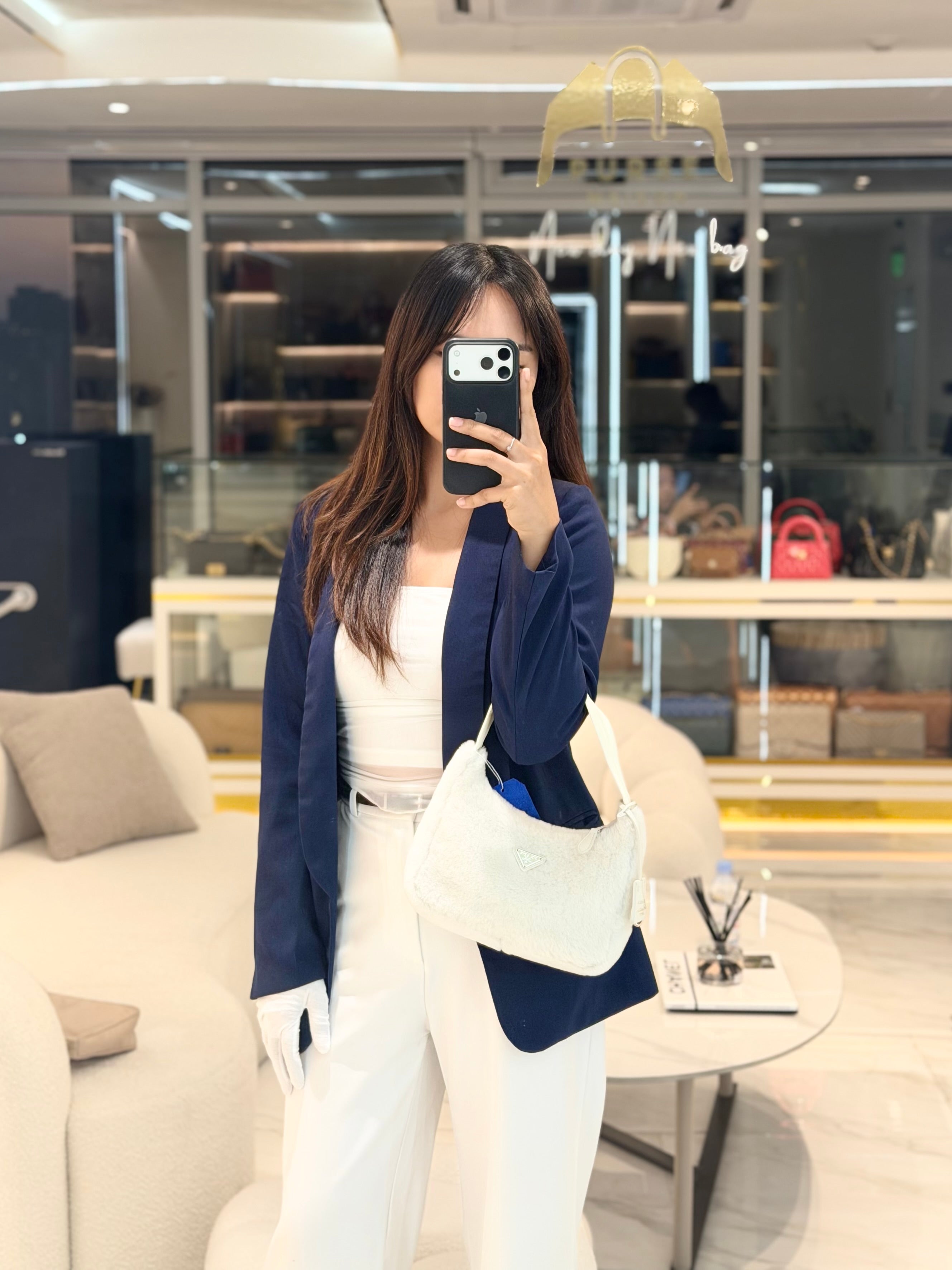 Re-edition 2000 Shearling in Off-White Wool Shoulder Bag | Purse Maison Luxury Bags Shop