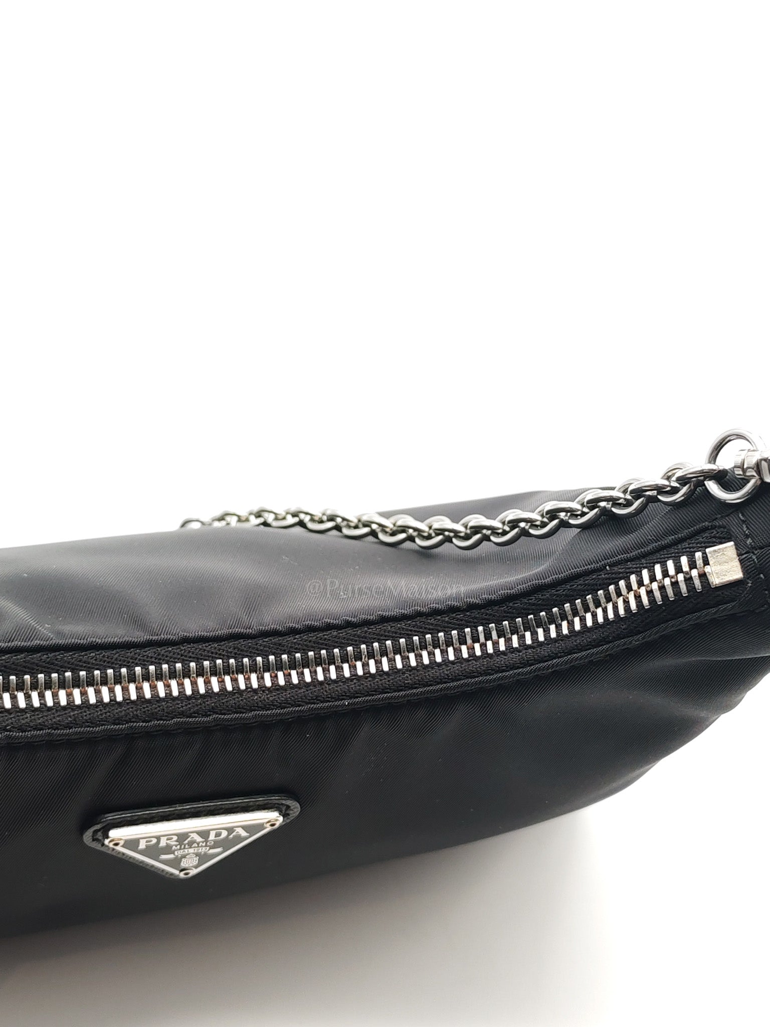 Re-Edition 2005 in Black Nylon Shoulder Bag | Purse Maison Luxury Bags Shop