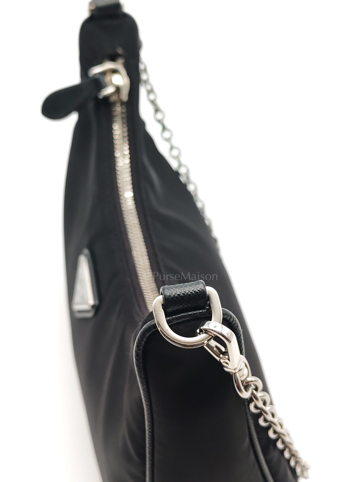 Re-Edition 2005 in Black Nylon Shoulder Bag | Purse Maison Luxury Bags Shop