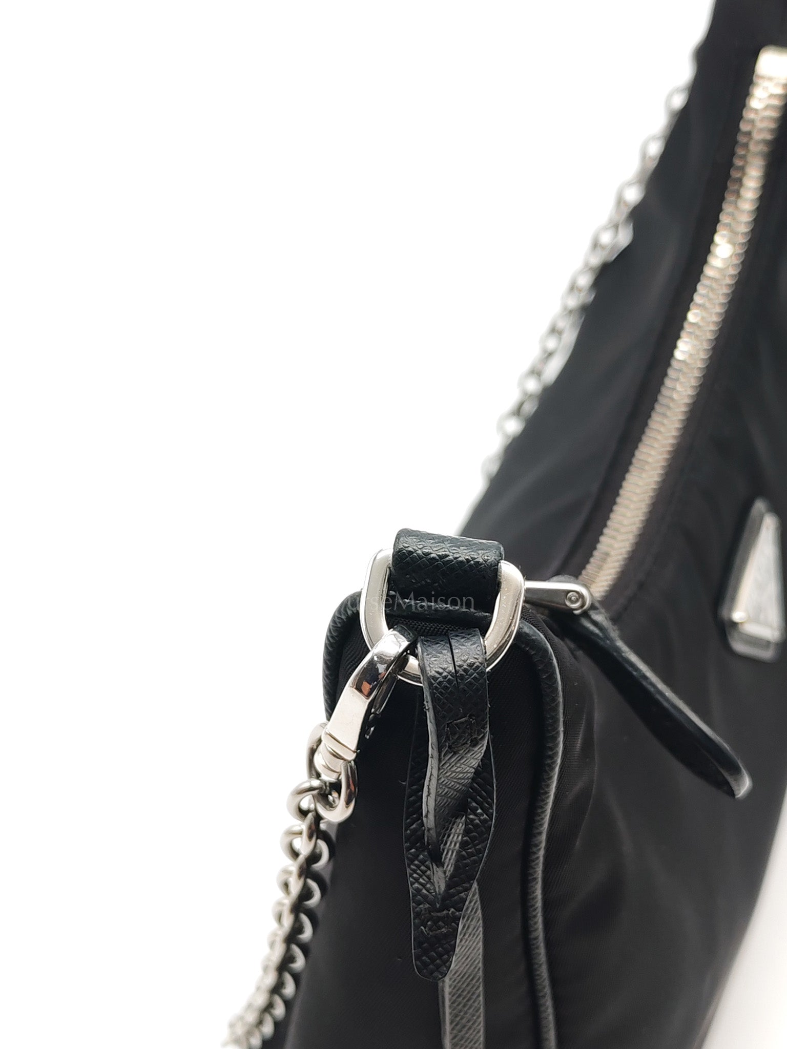 Re-Edition 2005 in Black Nylon Shoulder Bag | Purse Maison Luxury Bags Shop