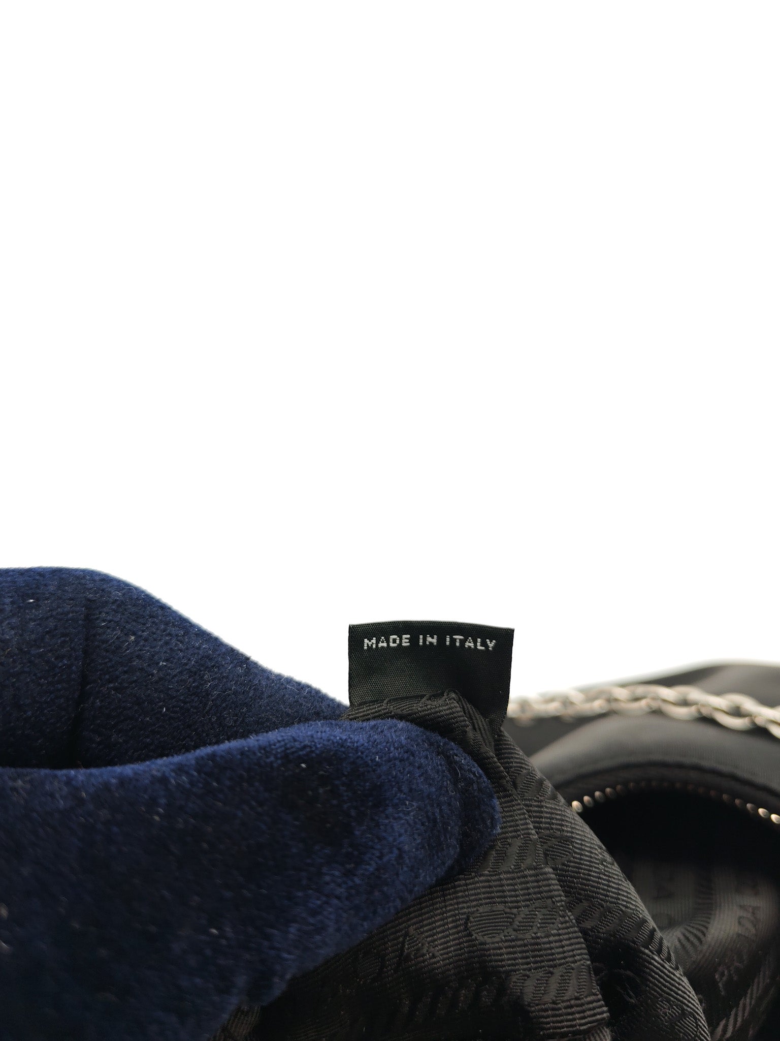 Re-Edition 2005 in Black Nylon Shoulder Bag | Purse Maison Luxury Bags Shop