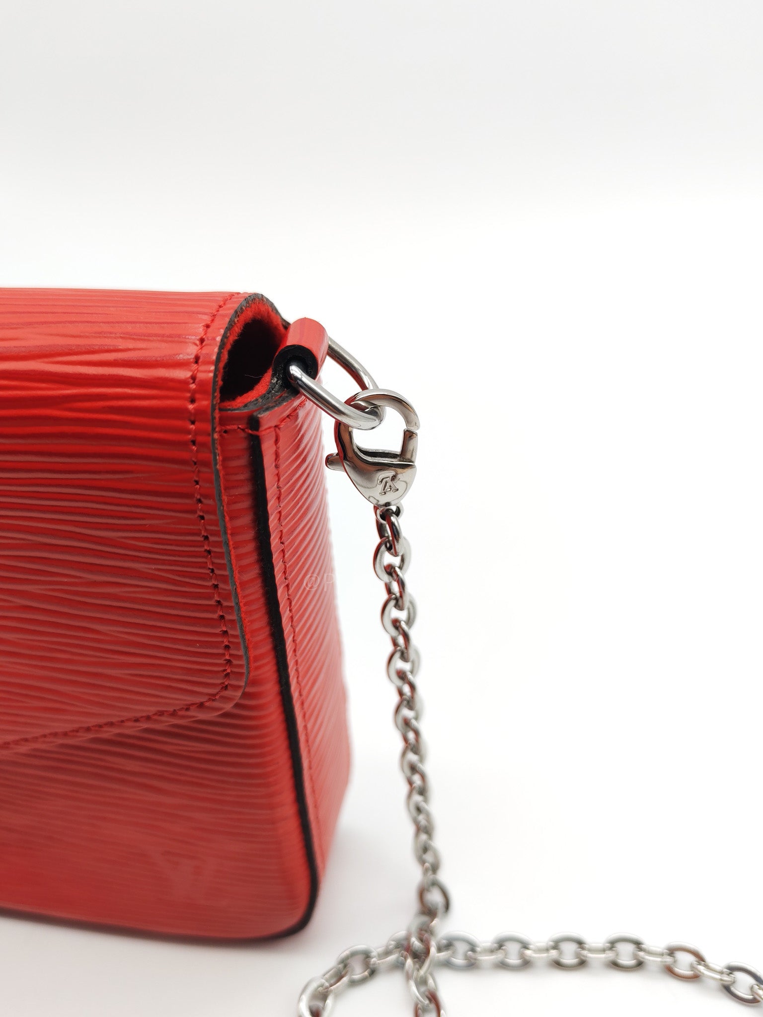 Felicie GM in Red Epi Leather Silver Hardware (Date code: TJ0117)