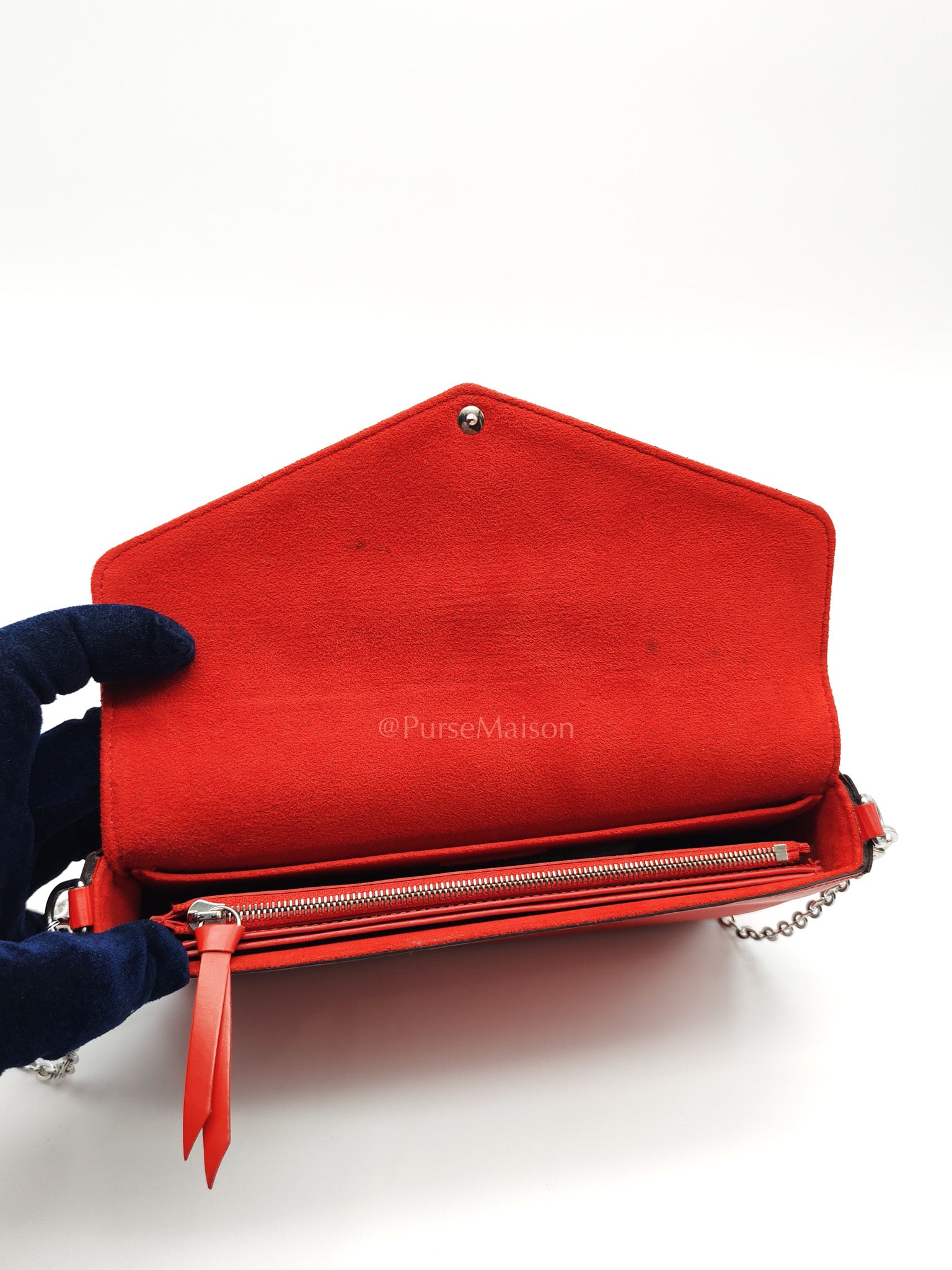 Felicie GM in Red Epi Leather Silver Hardware (Date code: TJ0117)