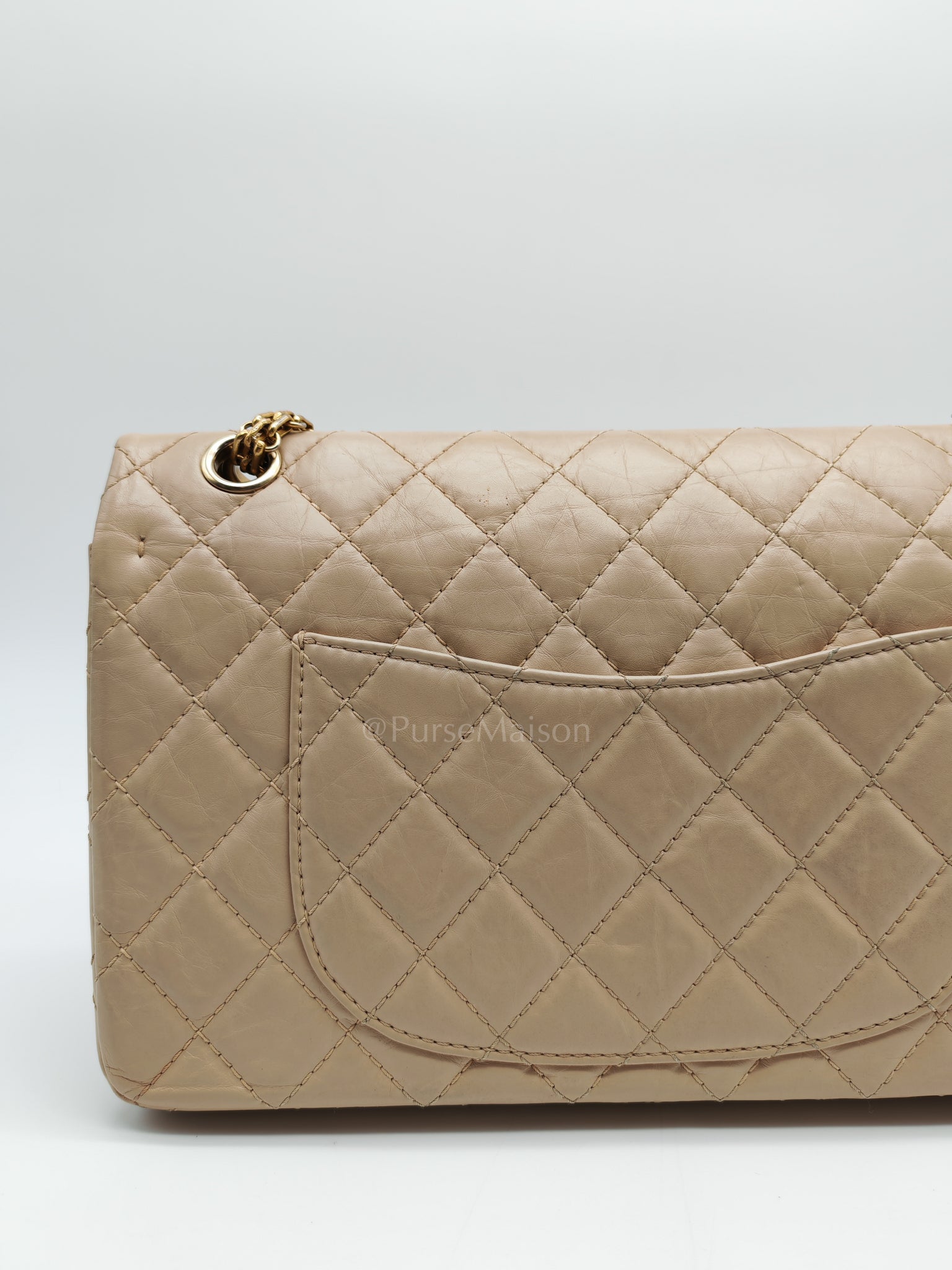 Reissue 2.55 in Beige Distressed Calfskin Leather an Aged Gold Hardwadre Series 18 | Purse Maison Luxury Bags Shop