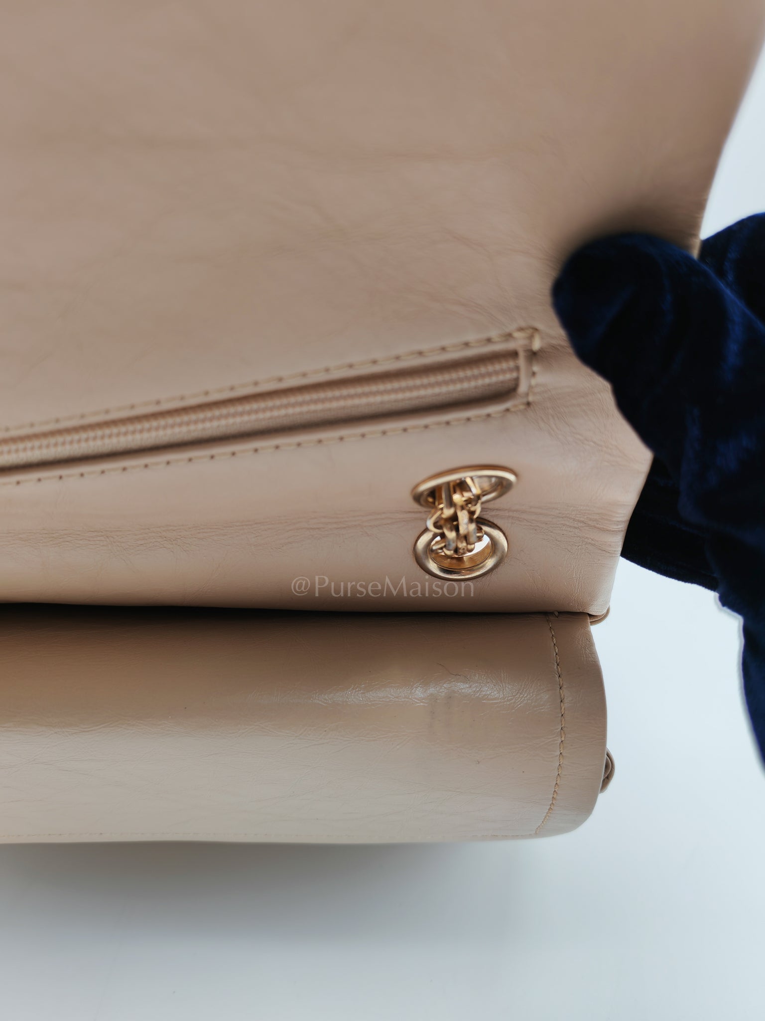 Reissue 2.55 in Beige Distressed Calfskin Leather an Aged Gold Hardwadre Series 18 | Purse Maison Luxury Bags Shop