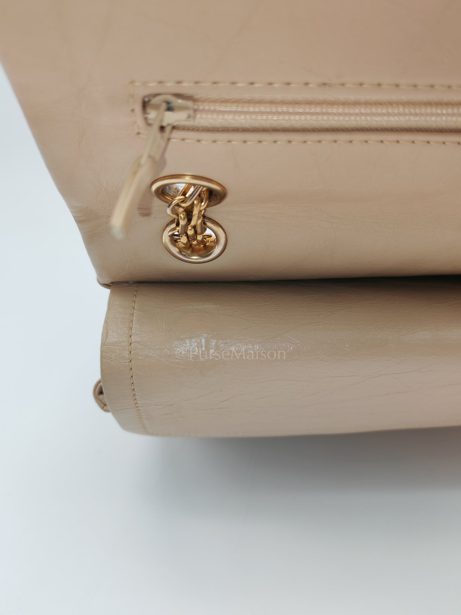 Reissue 2.55 in Beige Distressed Calfskin Leather an Aged Gold Hardwadre Series 18 | Purse Maison Luxury Bags Shop