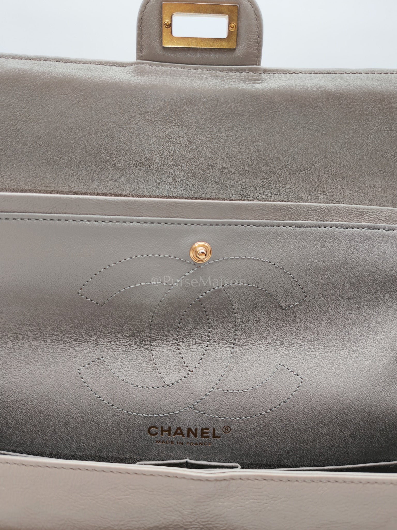 Reissue 2.55 Size 226 in Gray Beige Chevron Calfskin Leather Aged Gold Hardware(Series 27) | Purse Maison Luxury Bags Shop