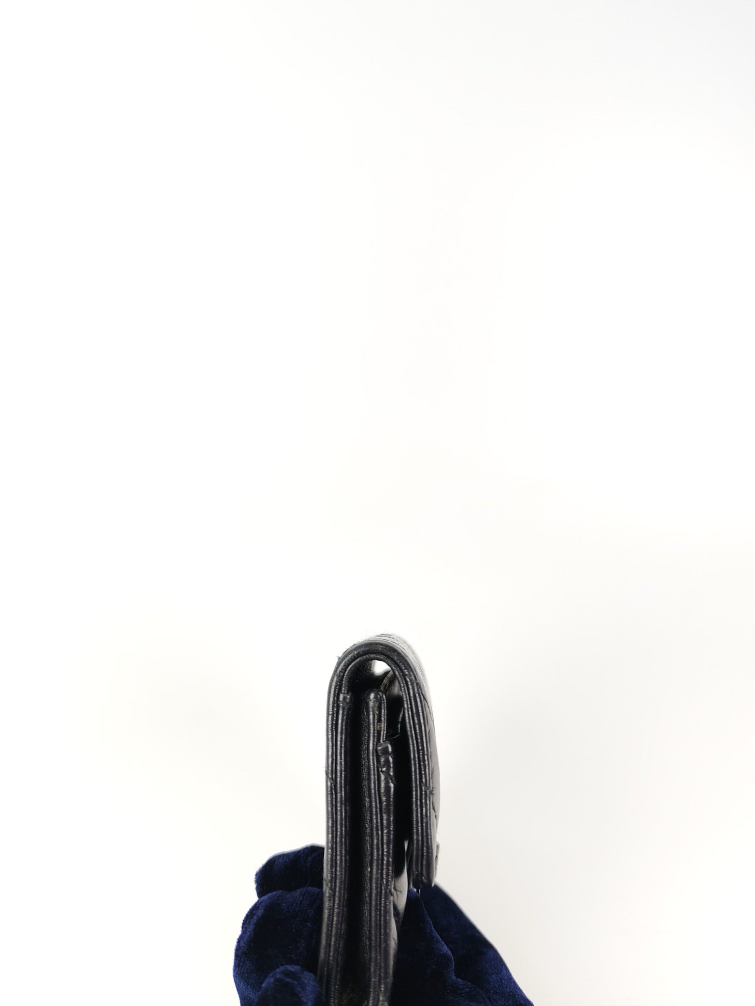 Reissue Flap Card Holder So Black in Distressed Calfskin Leather Series 24 | Purse Maison Luxury Bags Shop