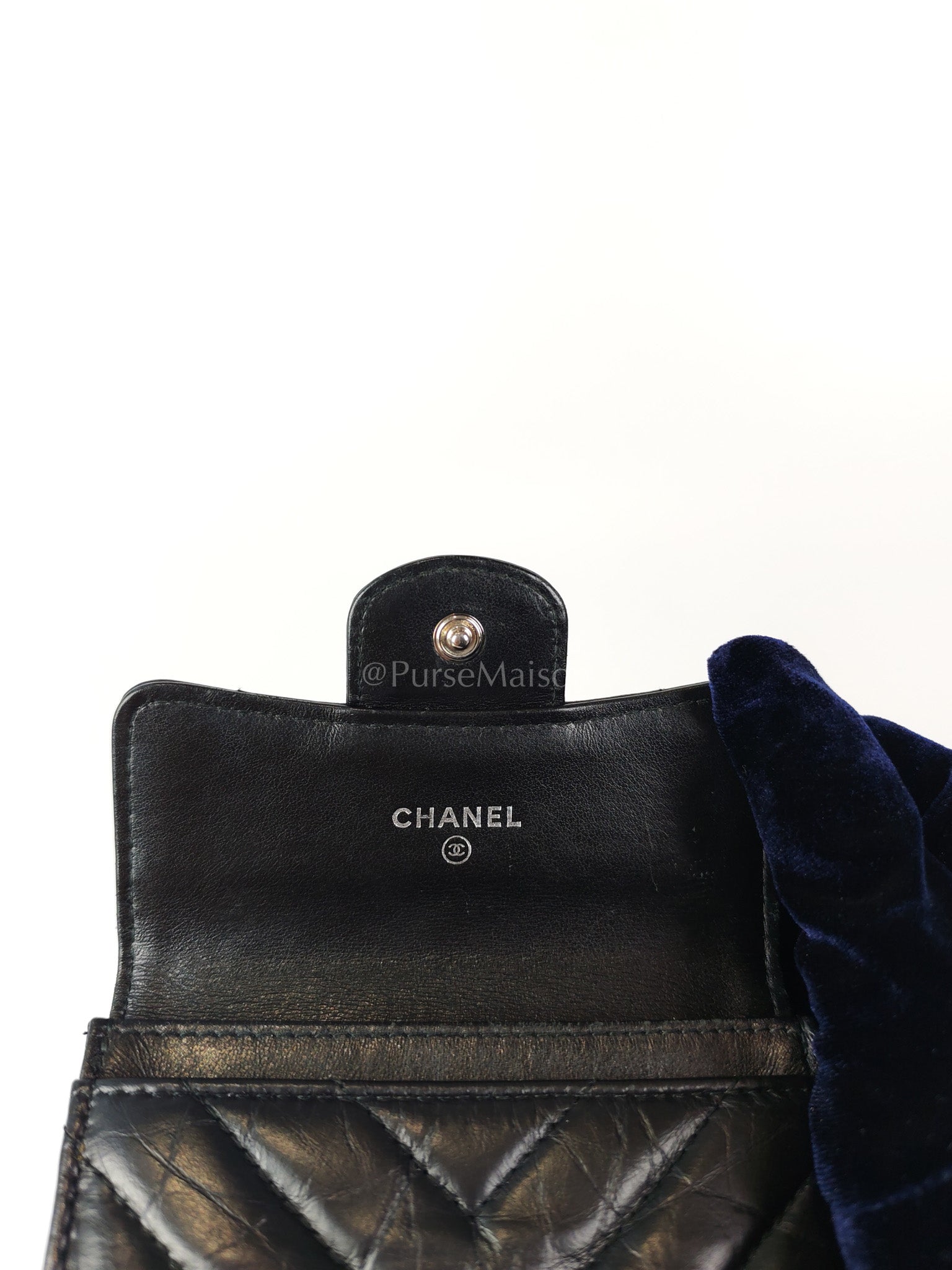 Reissue Flap Card Holder So Black in Distressed Calfskin Leather Series 24 | Purse Maison Luxury Bags Shop